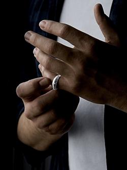 Nina B Unisex Sterling Silver Ridge Ring, Silver - view 2, Silver