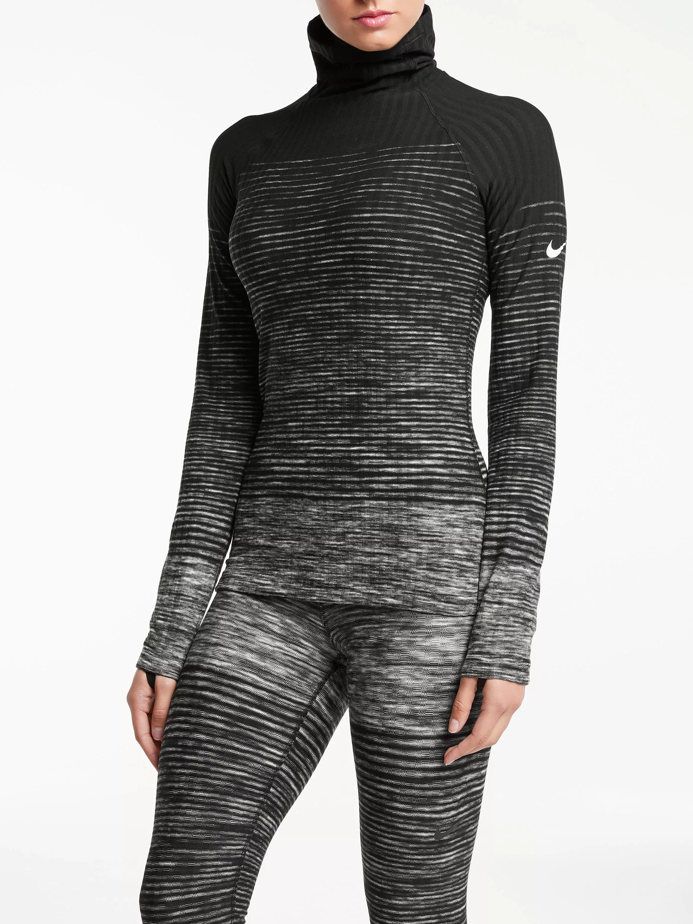 Nike women's pro hyperwarm training hoodie hotsell