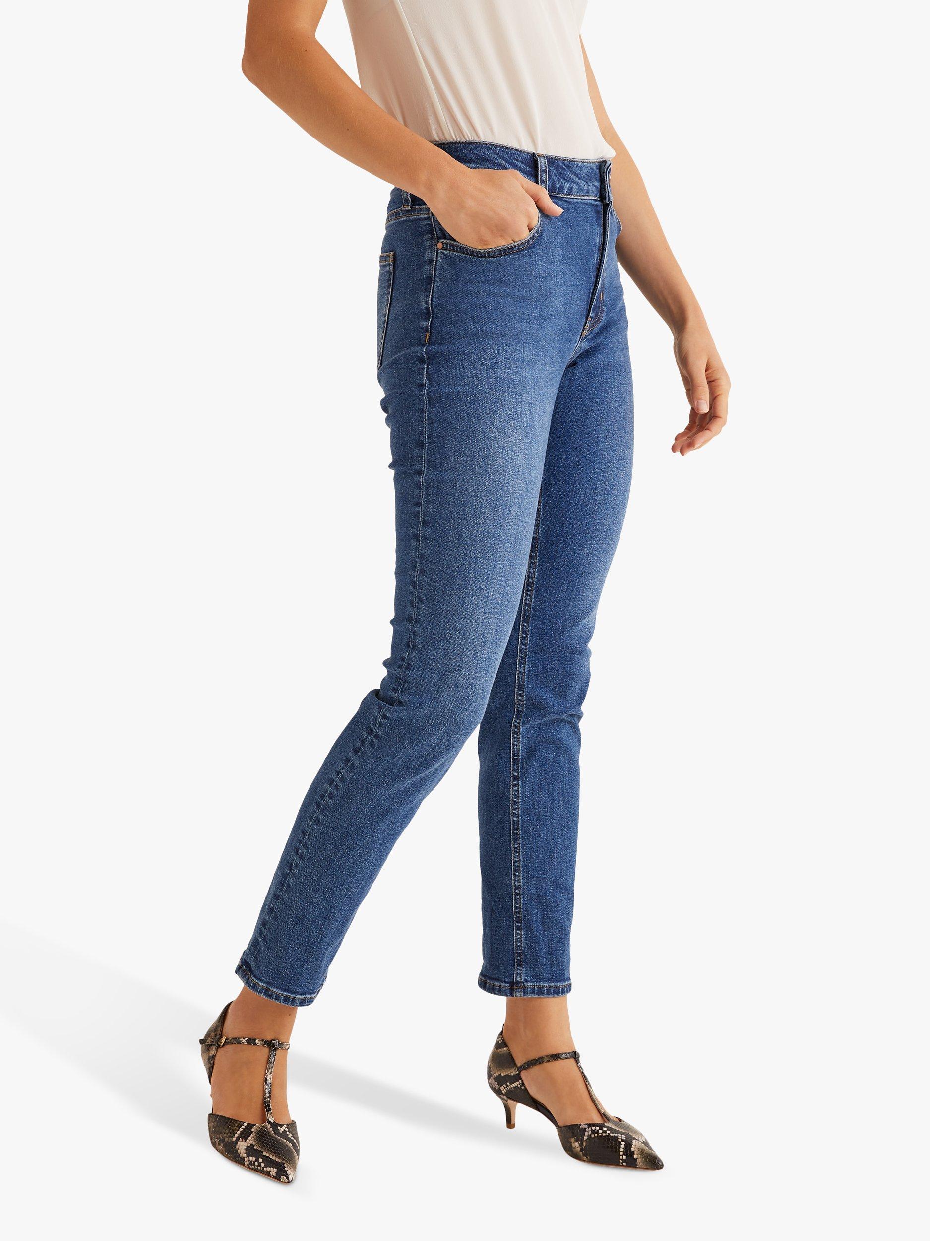 Boden Slim-Fit Straight Jeans