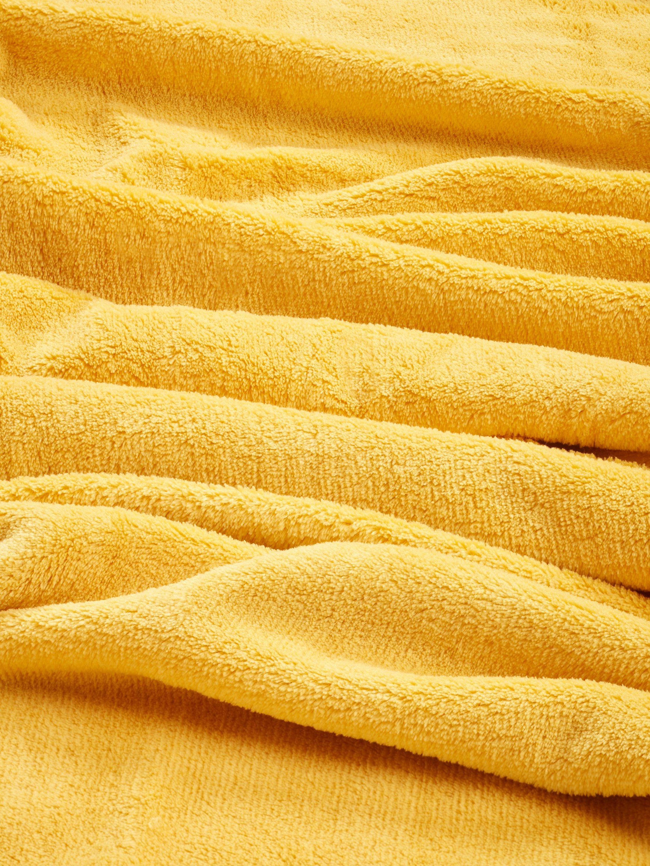 John Lewis ANYDAY Fleece Throw, Mustard, L180 x W140cm
