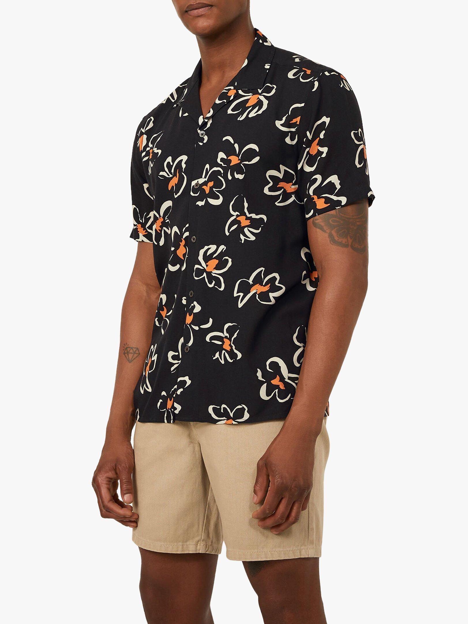 Product image 4 of 5, which shows Warehouse Cuban Collar Floral Print Short Sleeve Shirt, Black Pattern, M