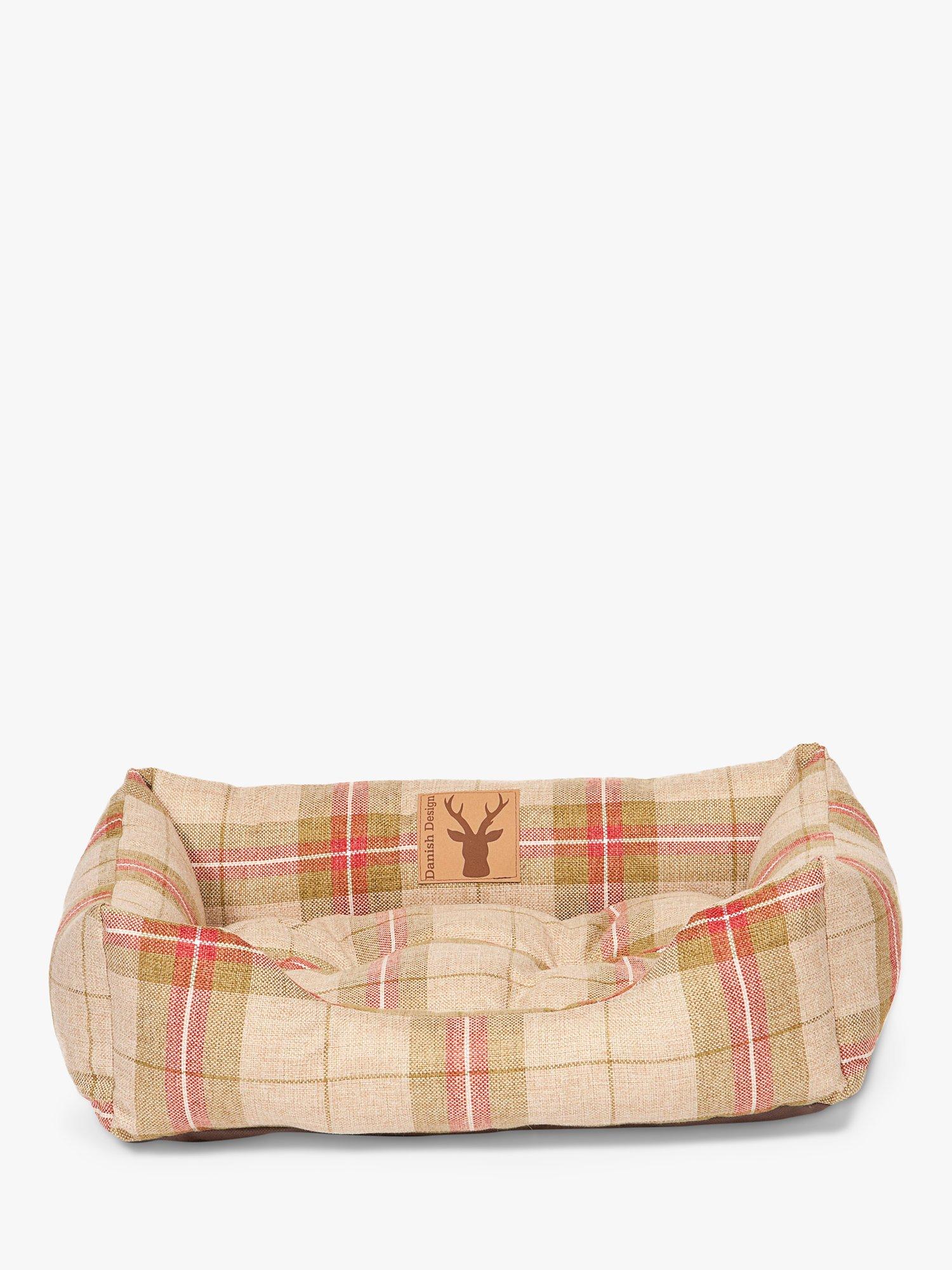 Danish Design Newton Moss Snuggle Dog Bed