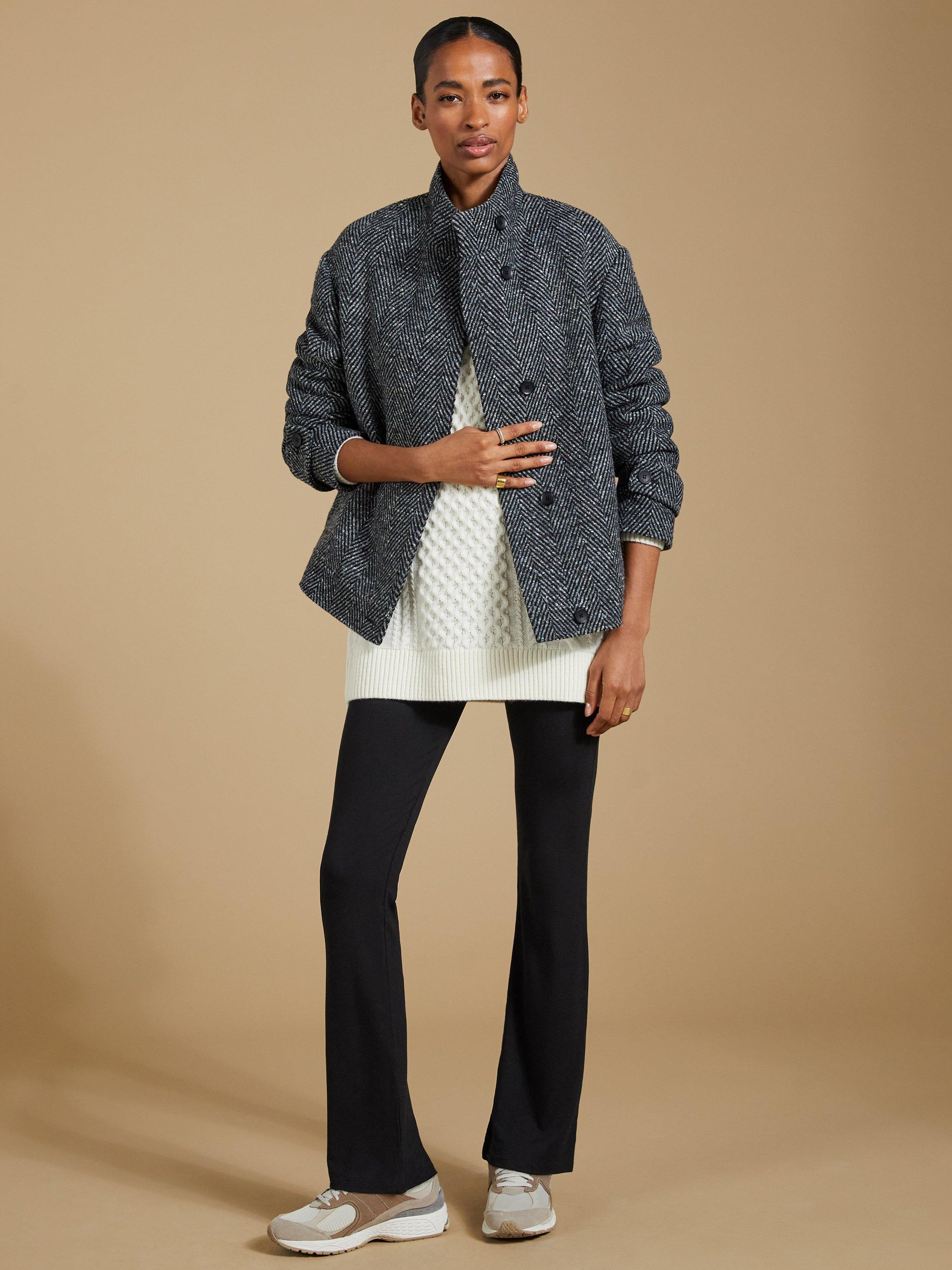 Product image 1 of 3, which shows Baukjen Kimberley Leggings, Caviar Black, 8