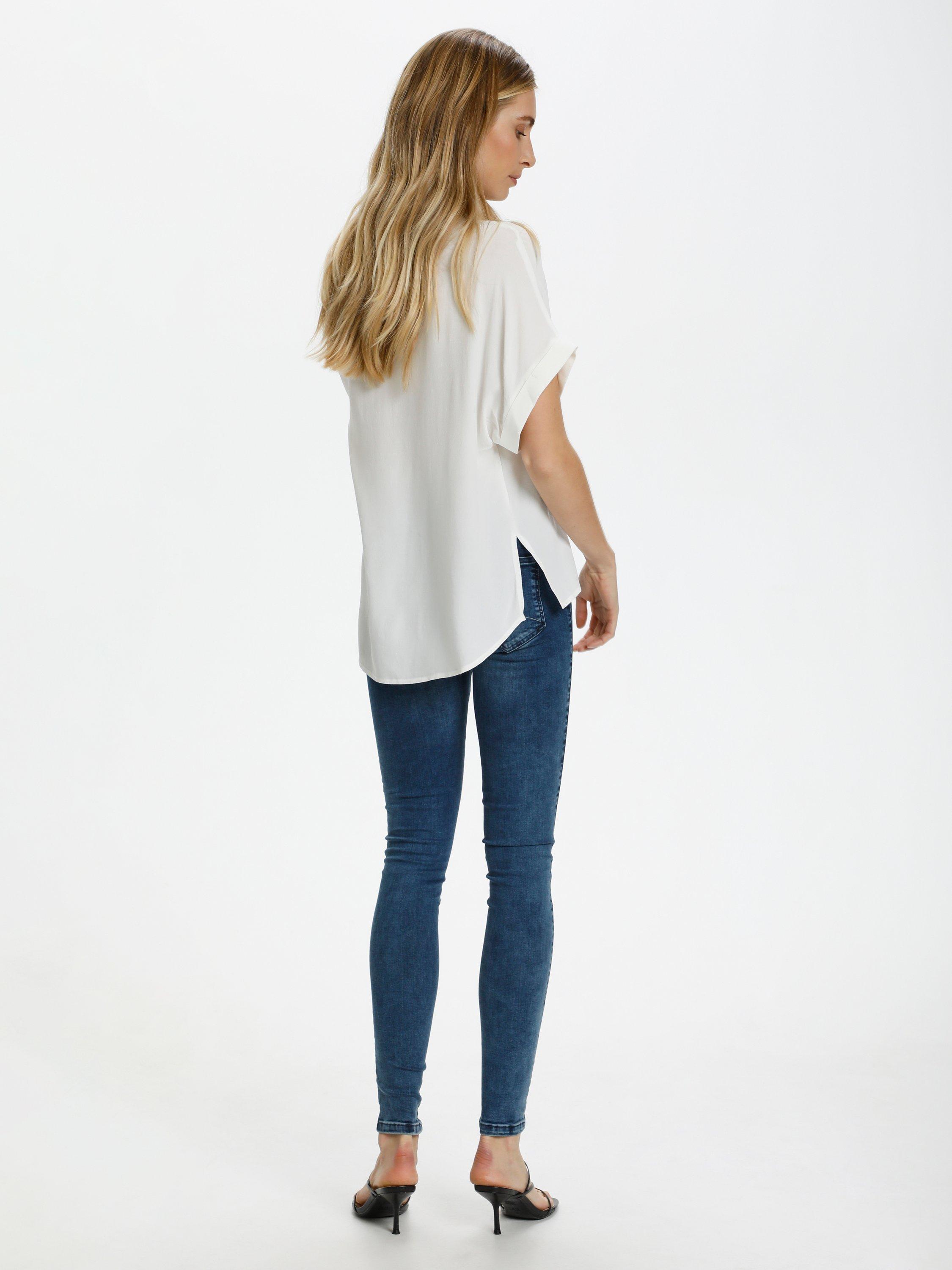 Product image 3 of 7, which shows Soaked In Luxury Helia Shirt, Broken White, XS
