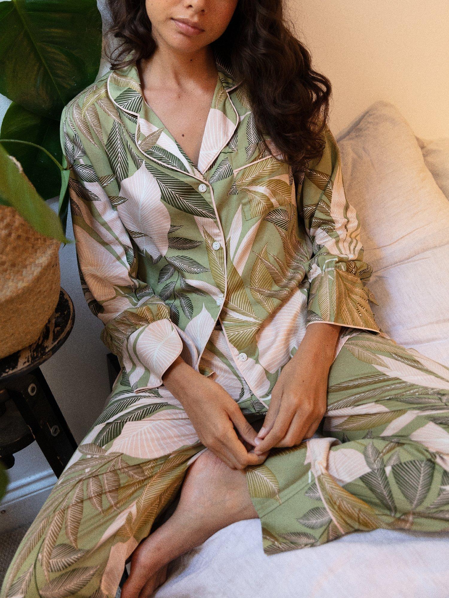 Product image 3 of 3, which shows Fable & Eve Richmond Leaf Pyjama Set, Multi, 8