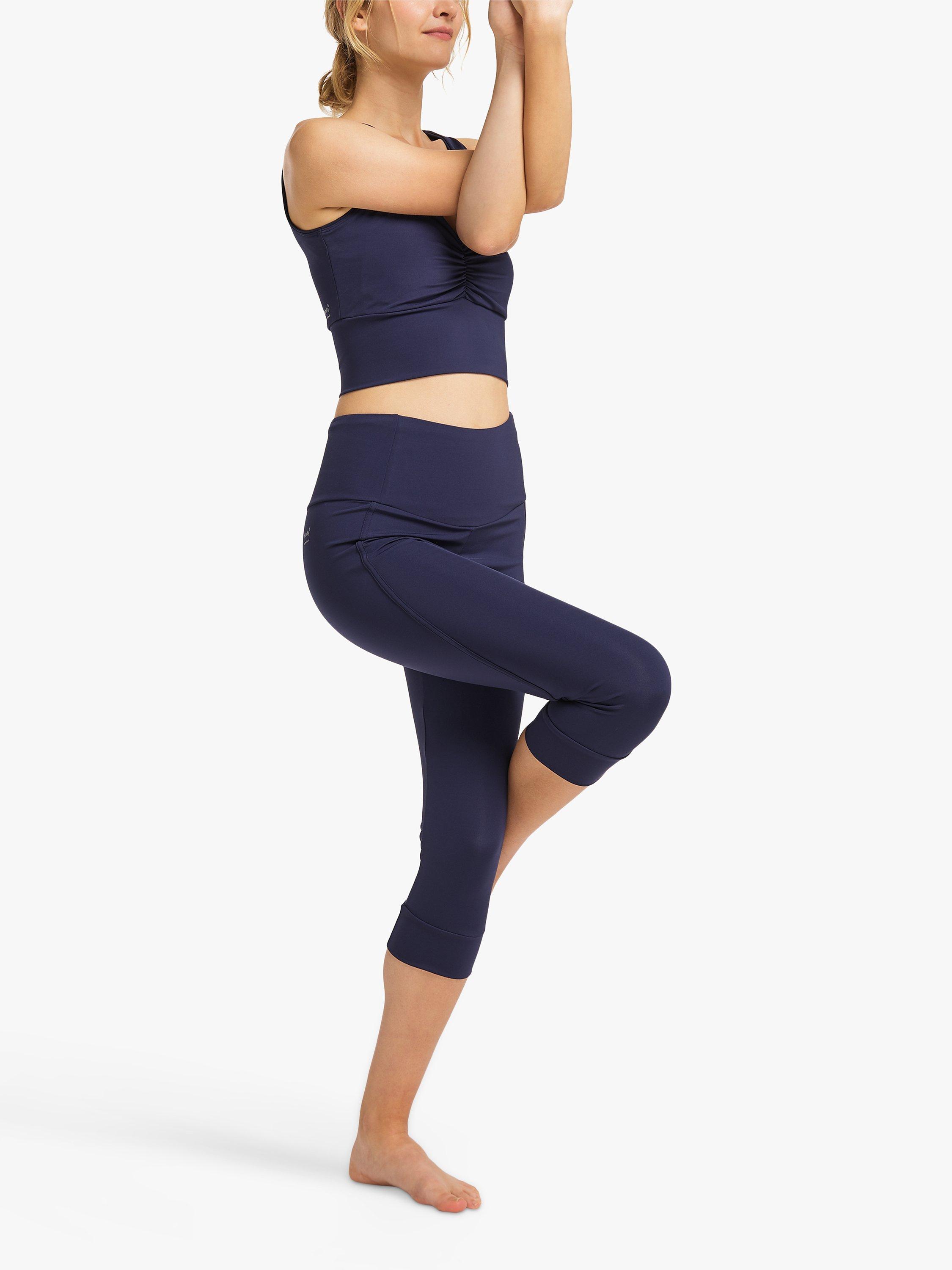 Product image 1 of 6, which shows Venice Beach Alpha Gym Crop Top, Indigo Blue, XS
