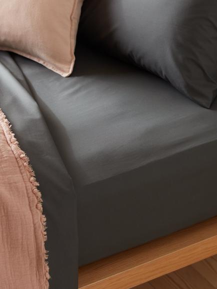 John Lewis Crisp and Fresh 200 Thread Count Egyptian Cotton Standard Fitted Sheet - view 2, Charcoal