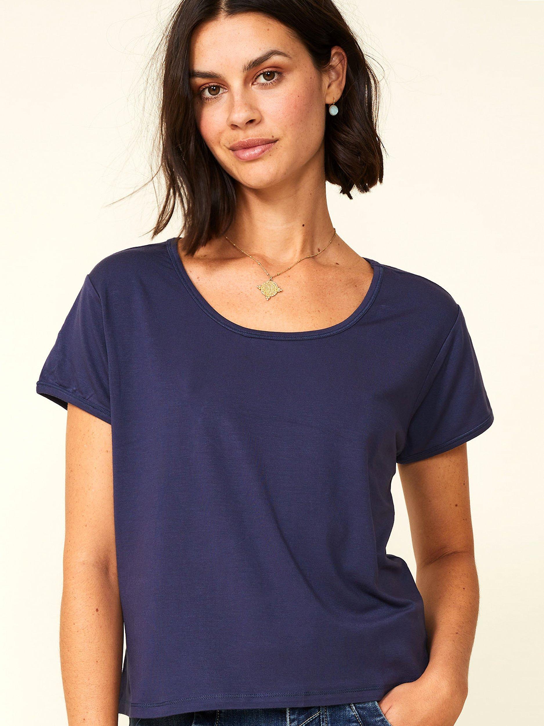 Product image 1 of 4, which shows Aspiga Relaxed Cotton T-Shirt, Navy, XS