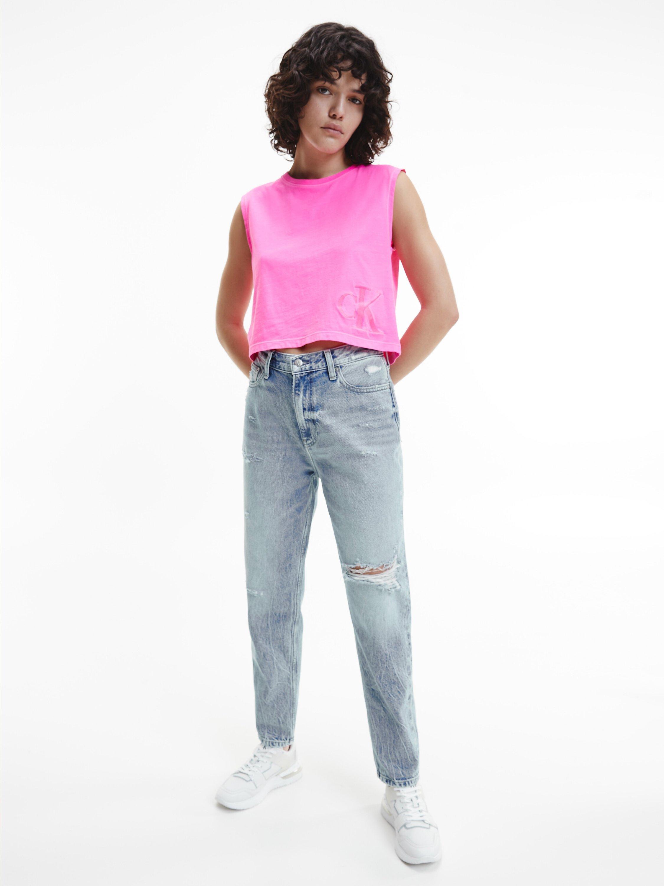 Product image 2 of 6, which shows MOM JEAN BLDE