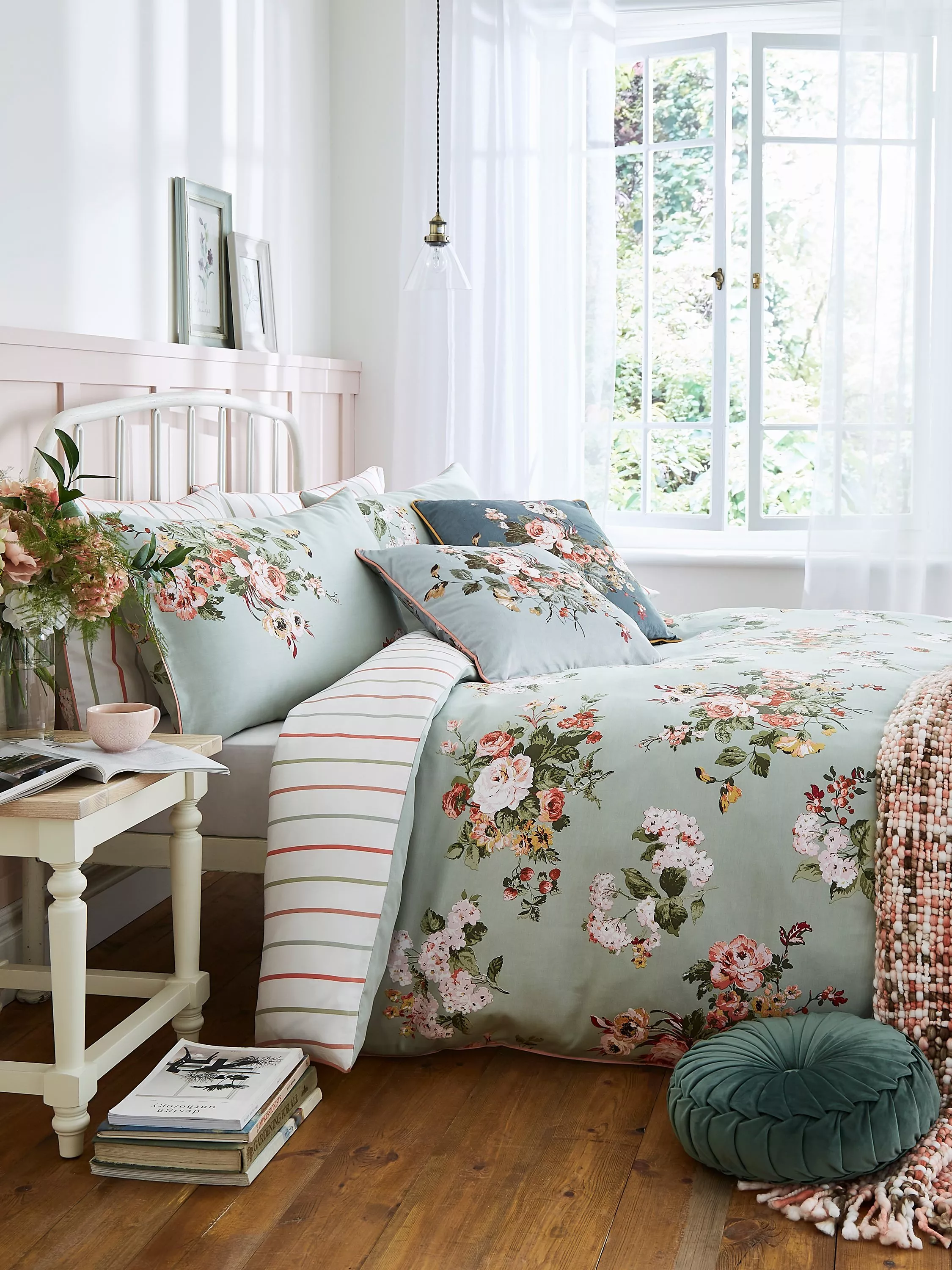 Jupe De Lit Laura Ashley Full 54x74 Fleurs Bleues – Volants Campagne Française