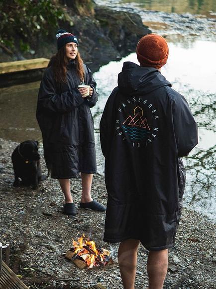 Passenger Escapism Unisex Changing Robe, Black