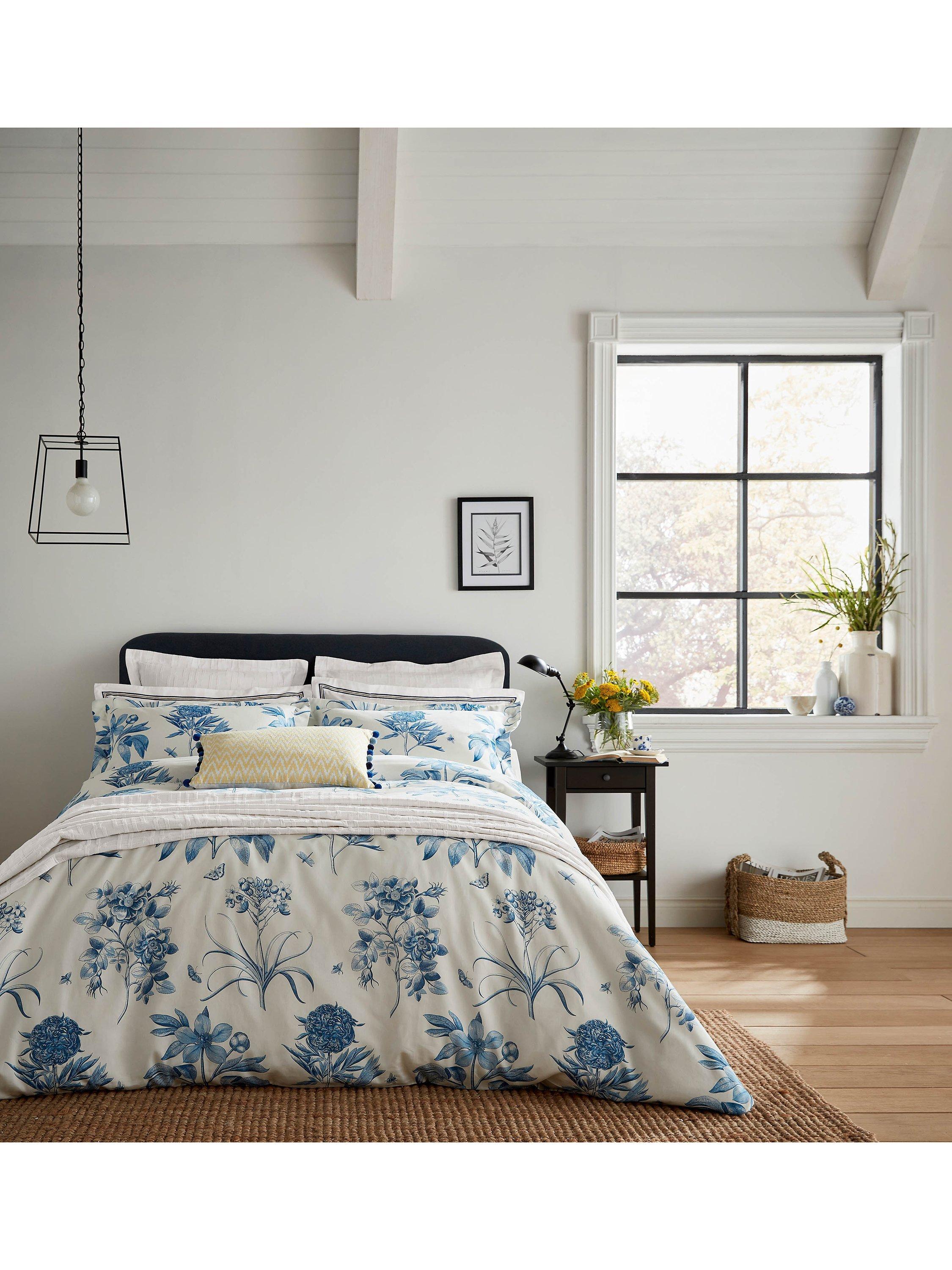 Sanderson Etchings & Roses Bedding