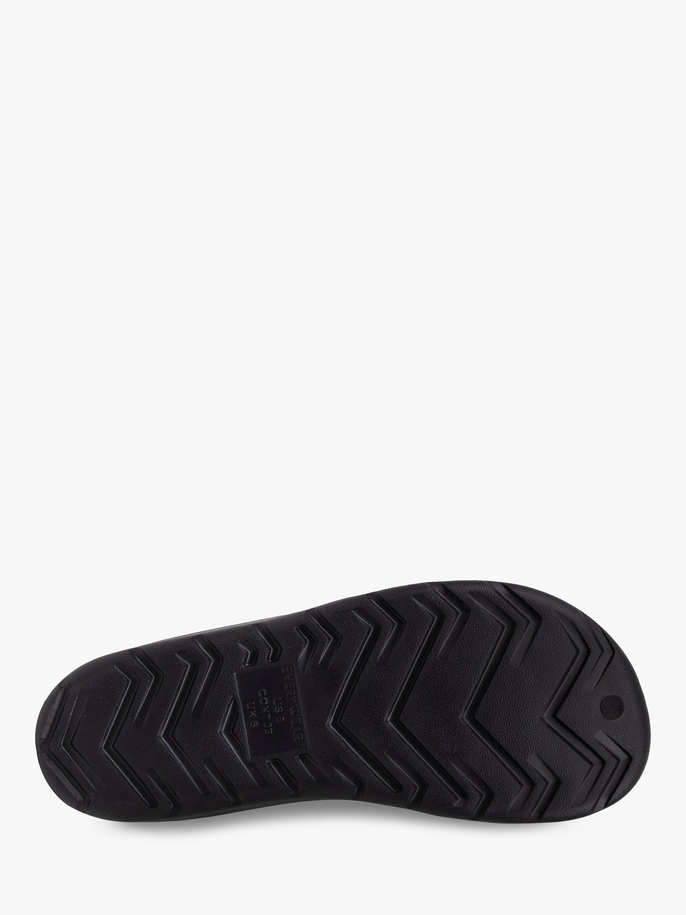 Product image 4 of 5, which shows totes SOLBOUNCE Cross Strap Slider Sandals, Black, 4