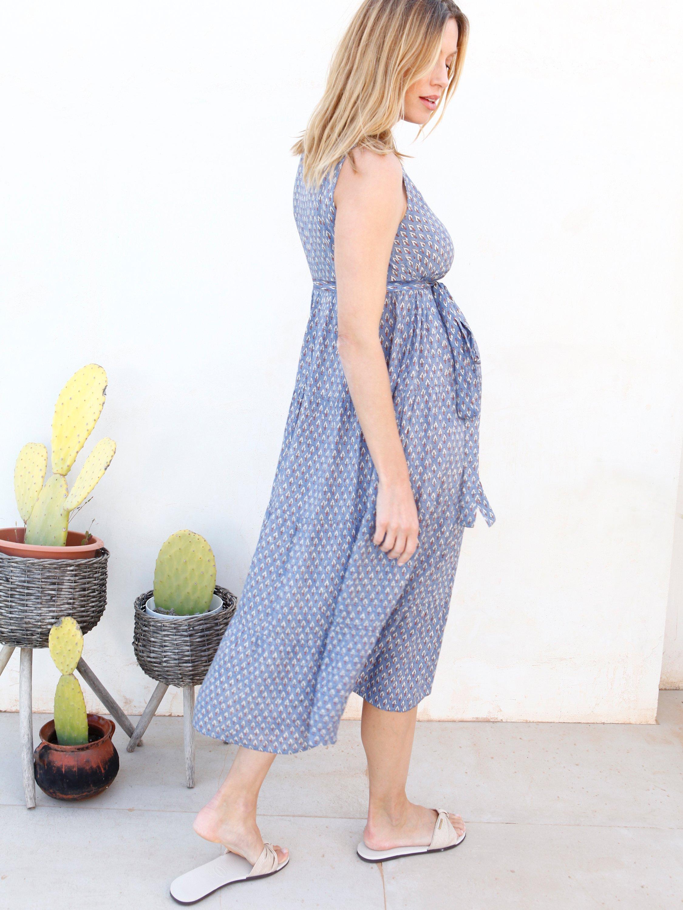 Product image 4 of 5, which shows Isabella Oliver Elowen Tiered Maternity Dress, Blue Woodblock Print, 4-6