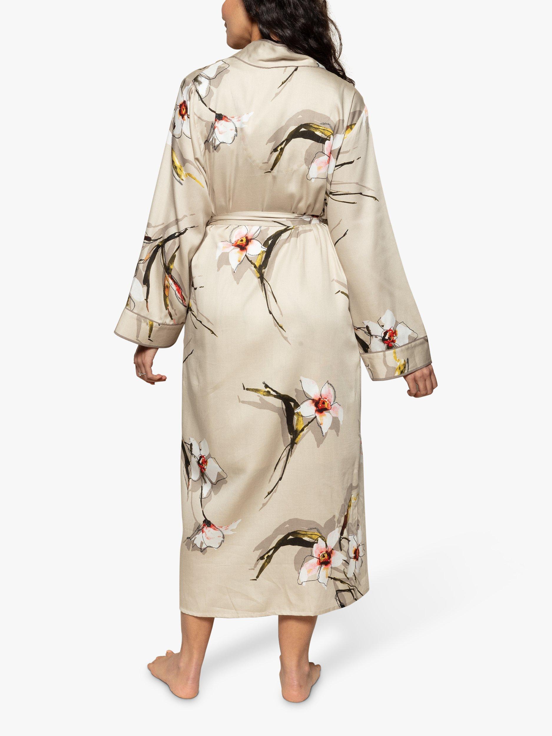 Fable & Eve Carnaby Dressing Gown, Beige, 8