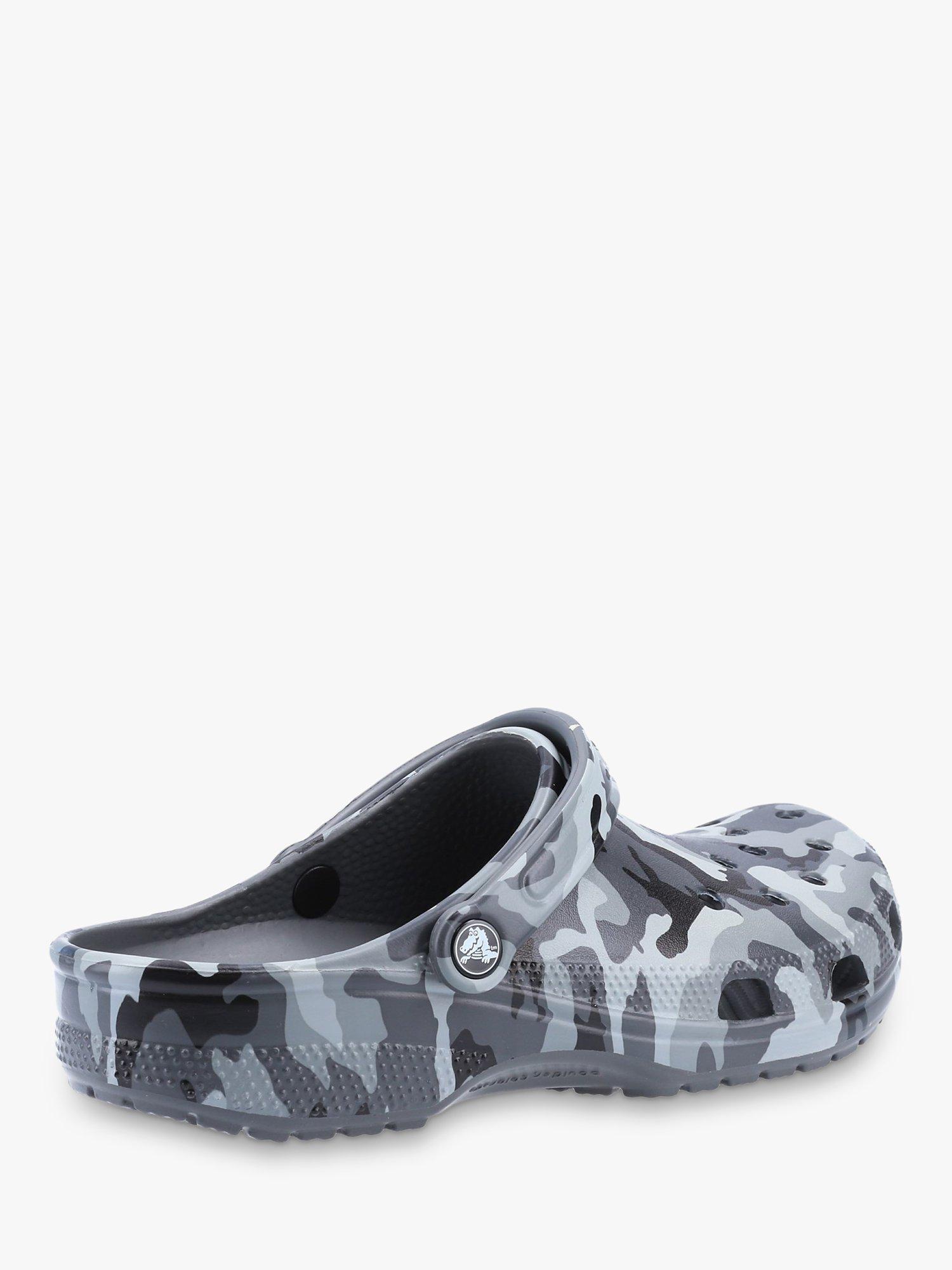 Crocs Seasonal Camouflage Clogs, Grey, 6