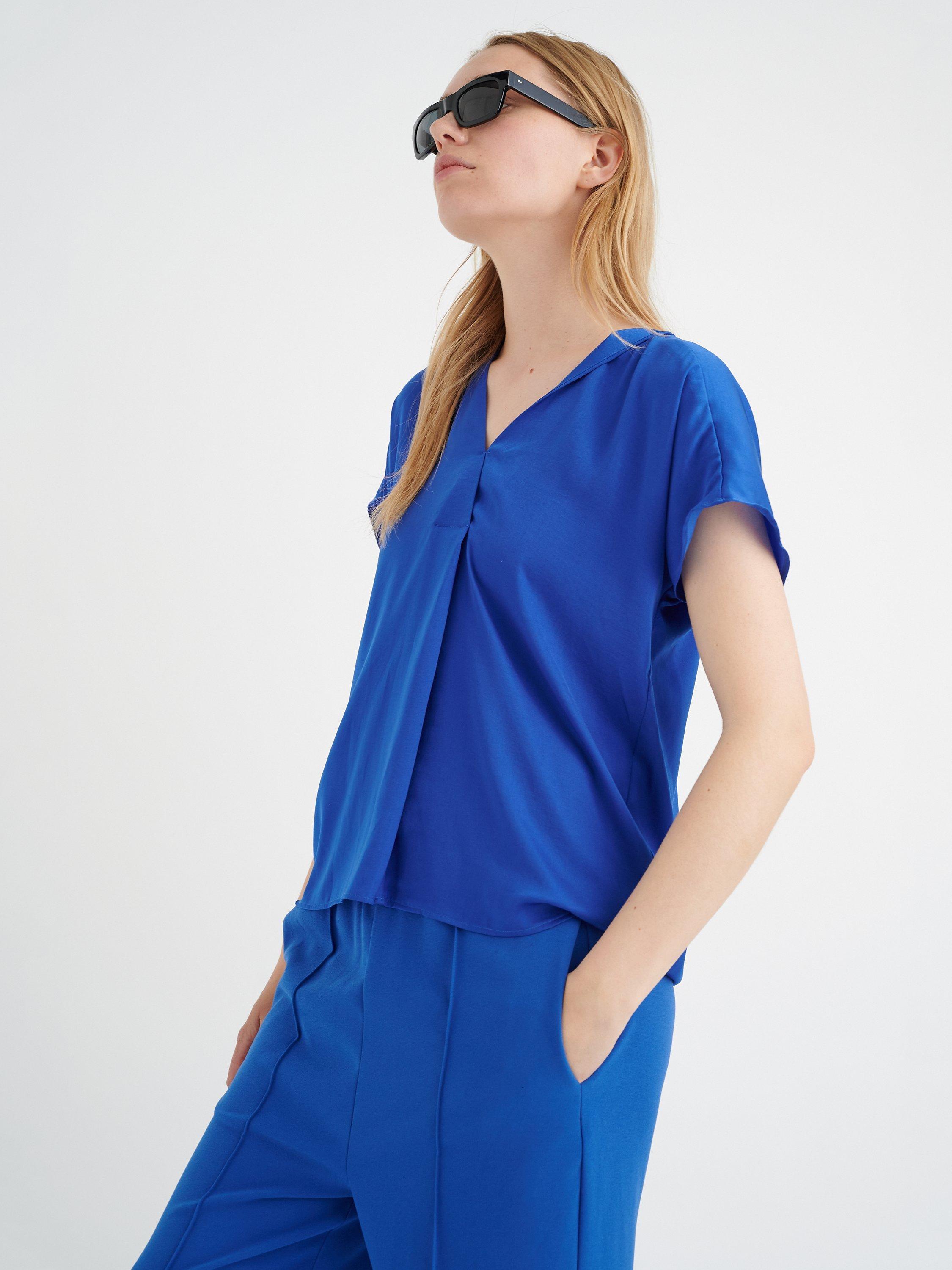 Product image 7 of 7, which shows InWear Rinda V-Neck Top, Greek Blue, 8