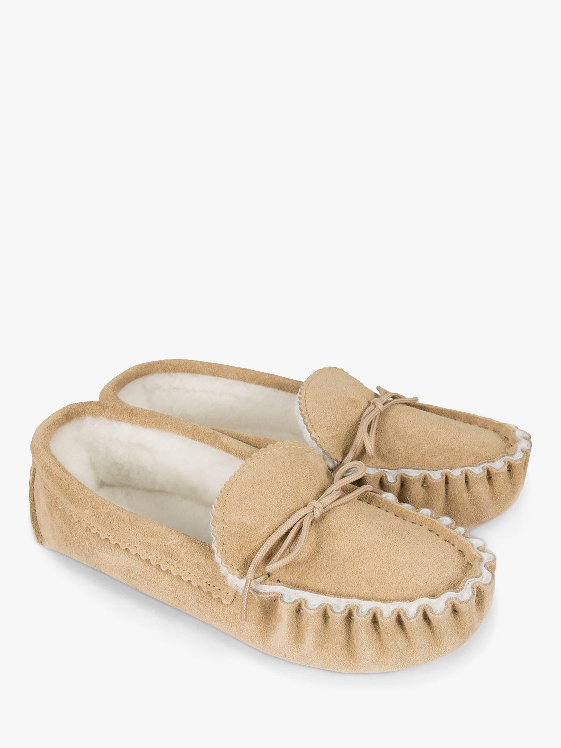 Product image 4 of 4, which shows Celtic & Co. Men's Sheepskin Loafer Moccasin Slippers, Soft Sole, Camel, 7