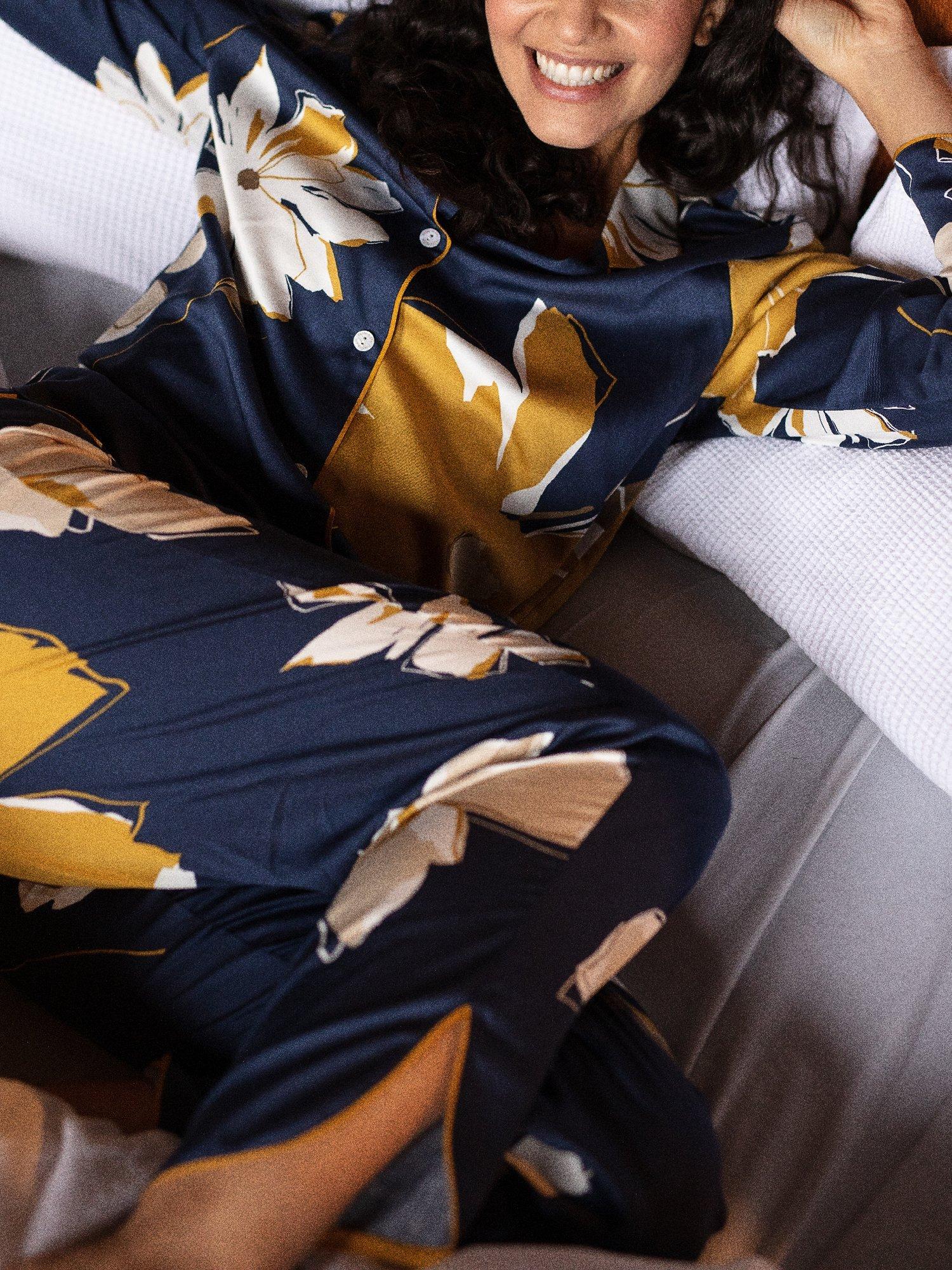 Product image 4 of 4, which shows Fable & Eve Notting Hill Floral Shirt Pyjamas, Navy, 8