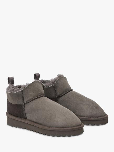 Celtic & Co. Celt Super Shortie Sheepskin Boots - view 2, Vole