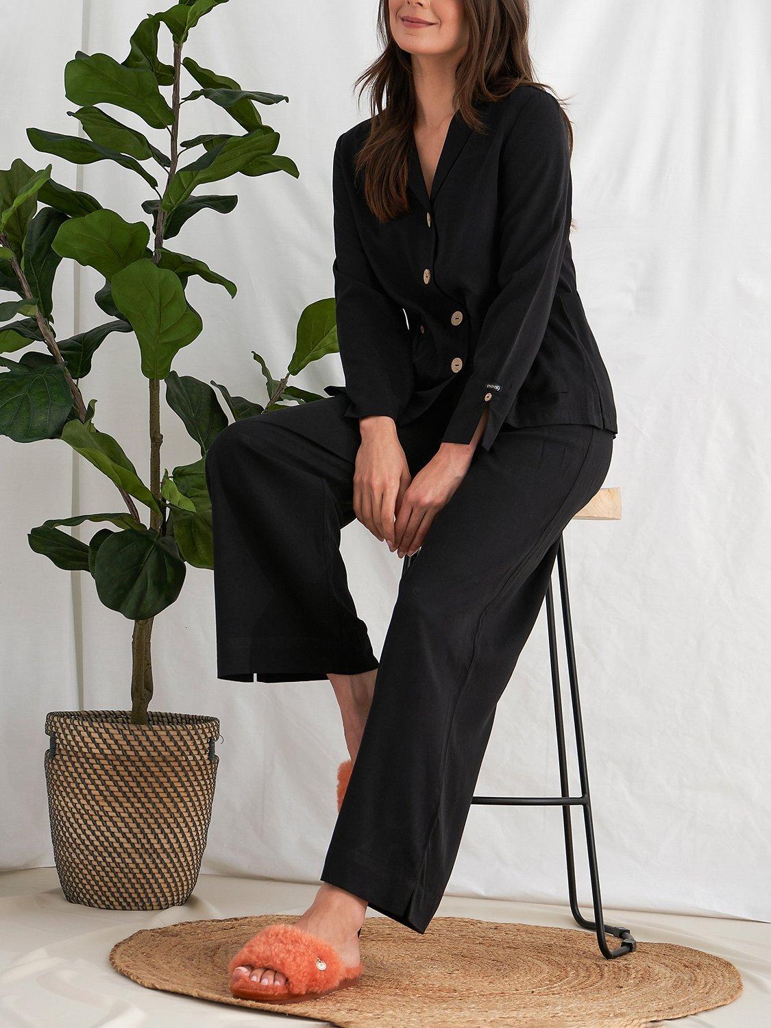 Pretty You London Studio Pyjama Set, Black
