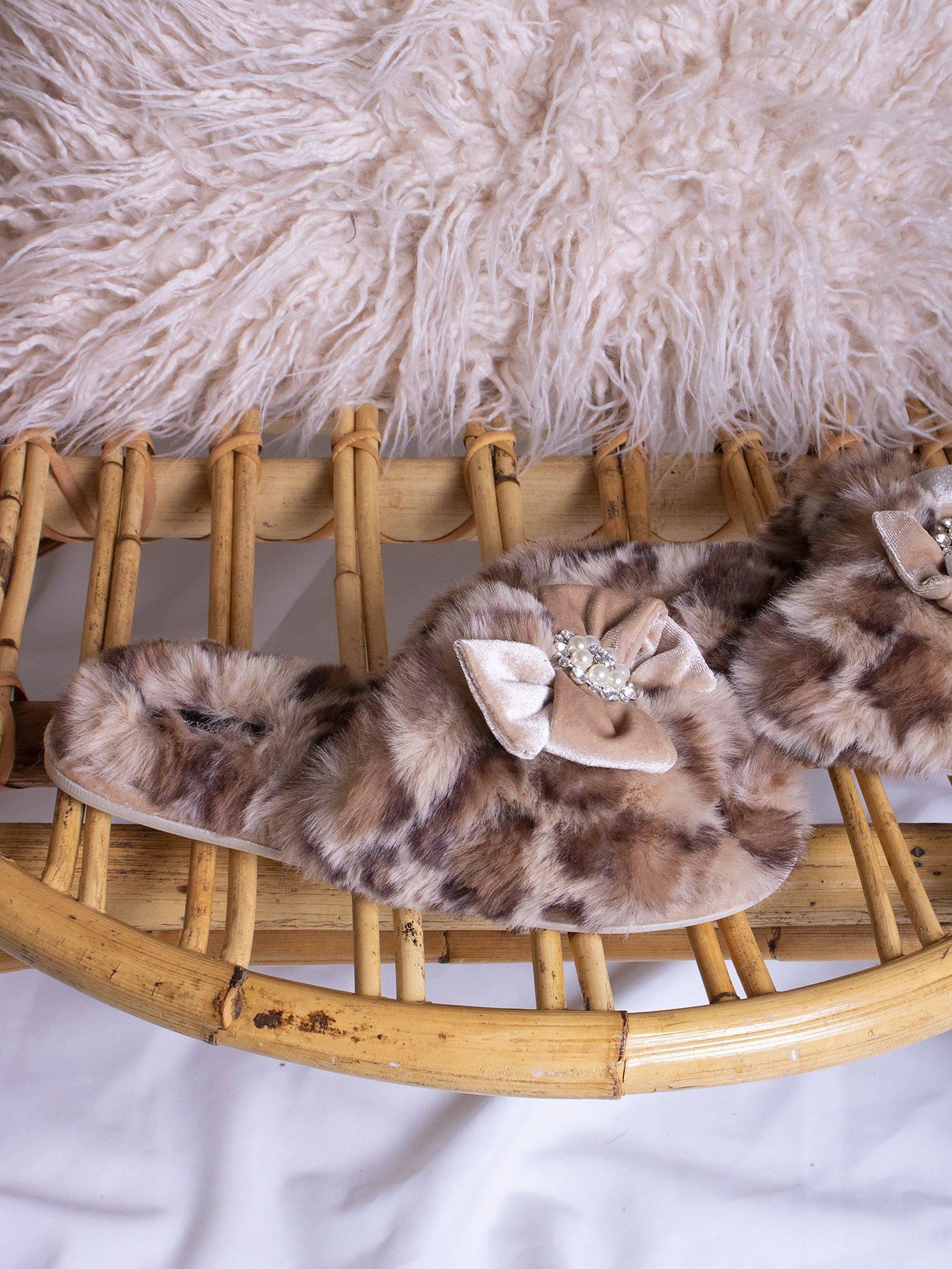 Product image 4 of 6, which shows Pretty You London Anya Velvet Bow Slippers, Leopard, M