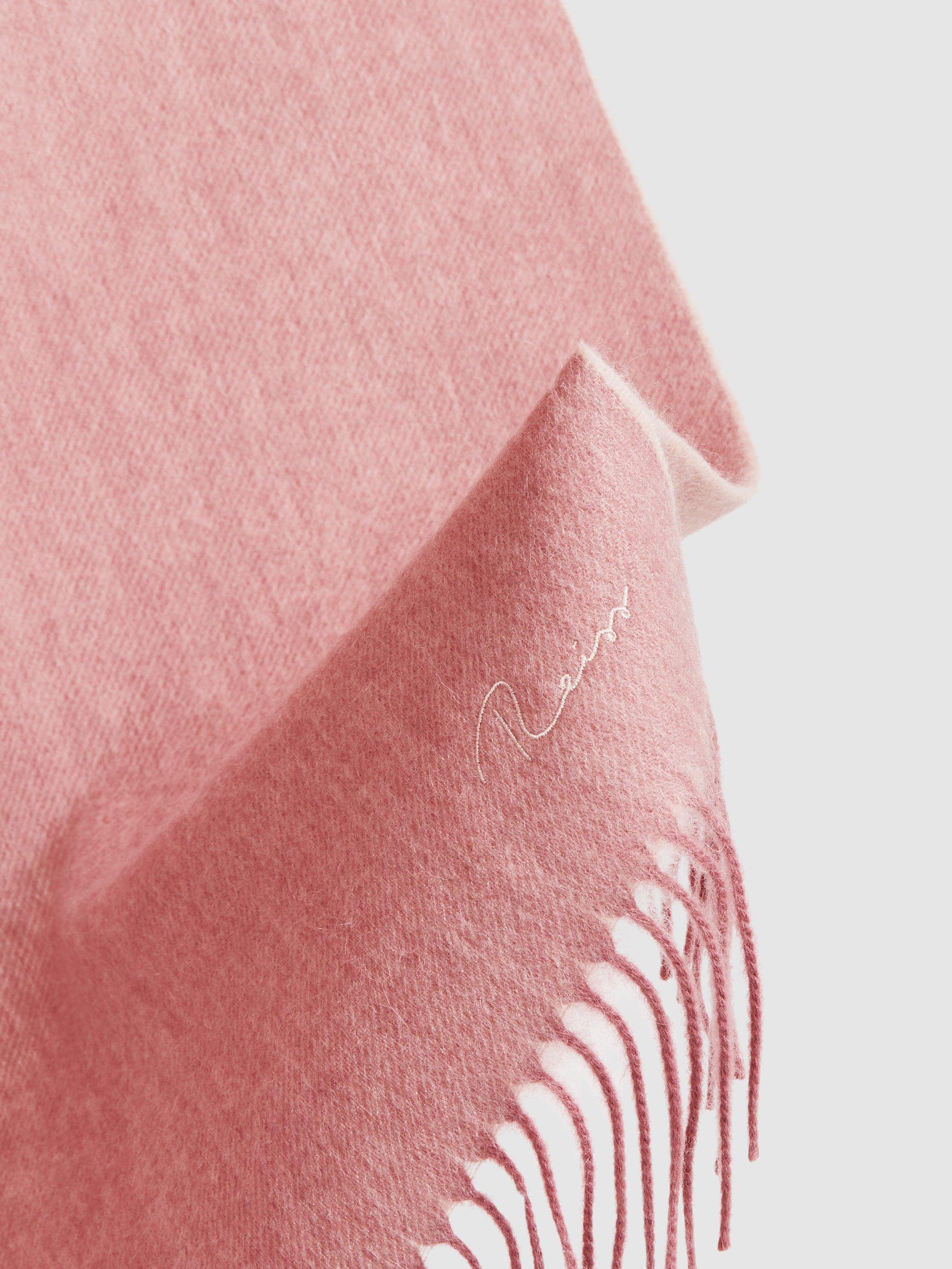 Product image 4 of 4, which shows Reiss Picton Wool Cashmere Blend Scarf, Blush, One Size