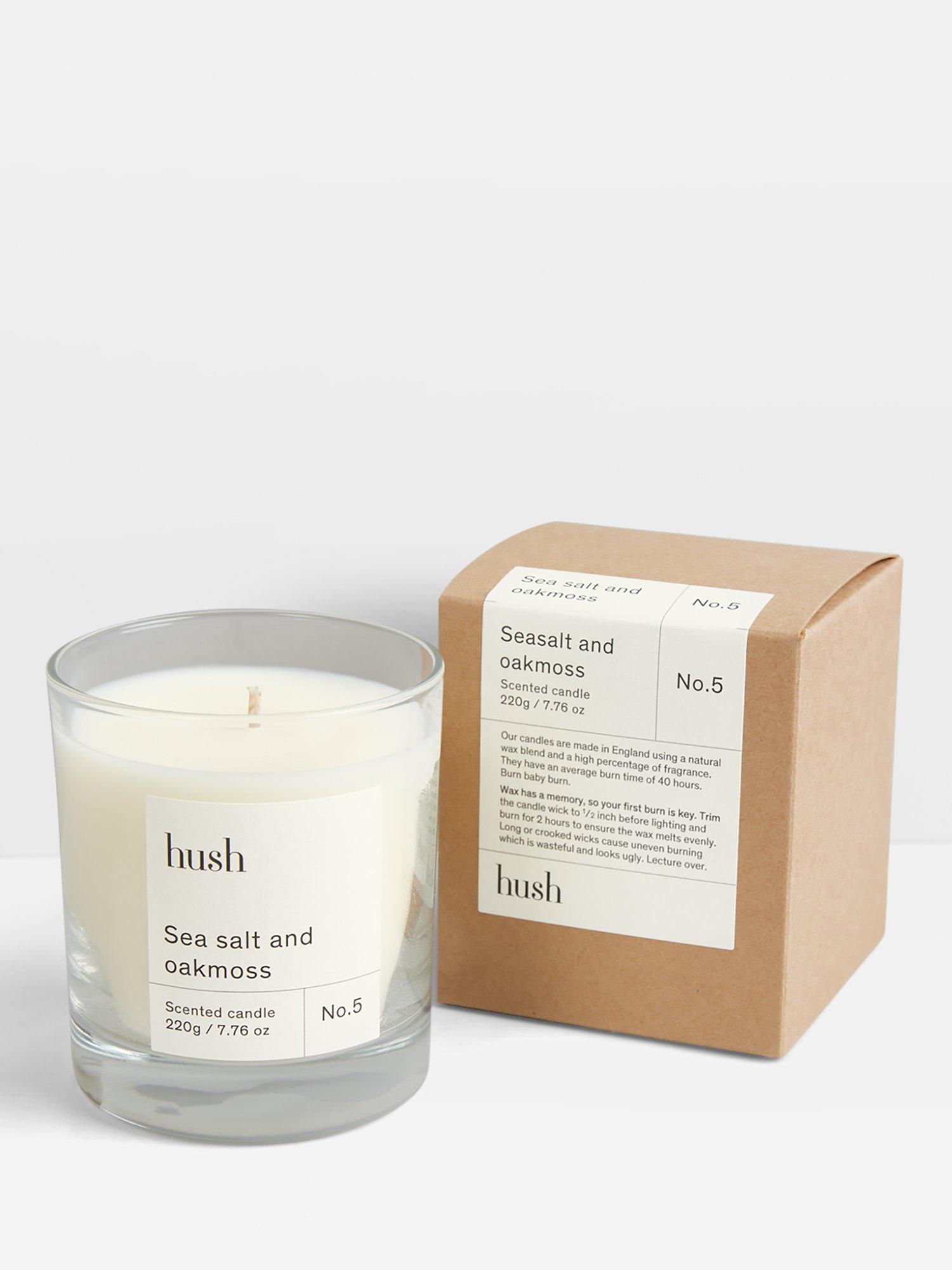 HUSH Sea Salt & Oakmoss Scented Candle, 220g