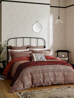 Morris & Co. Crown Imperial Oxford PIllowcase, Red