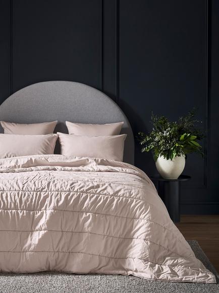 Bedfolk Relaxed Cotton Quilted Bedspread, Rose