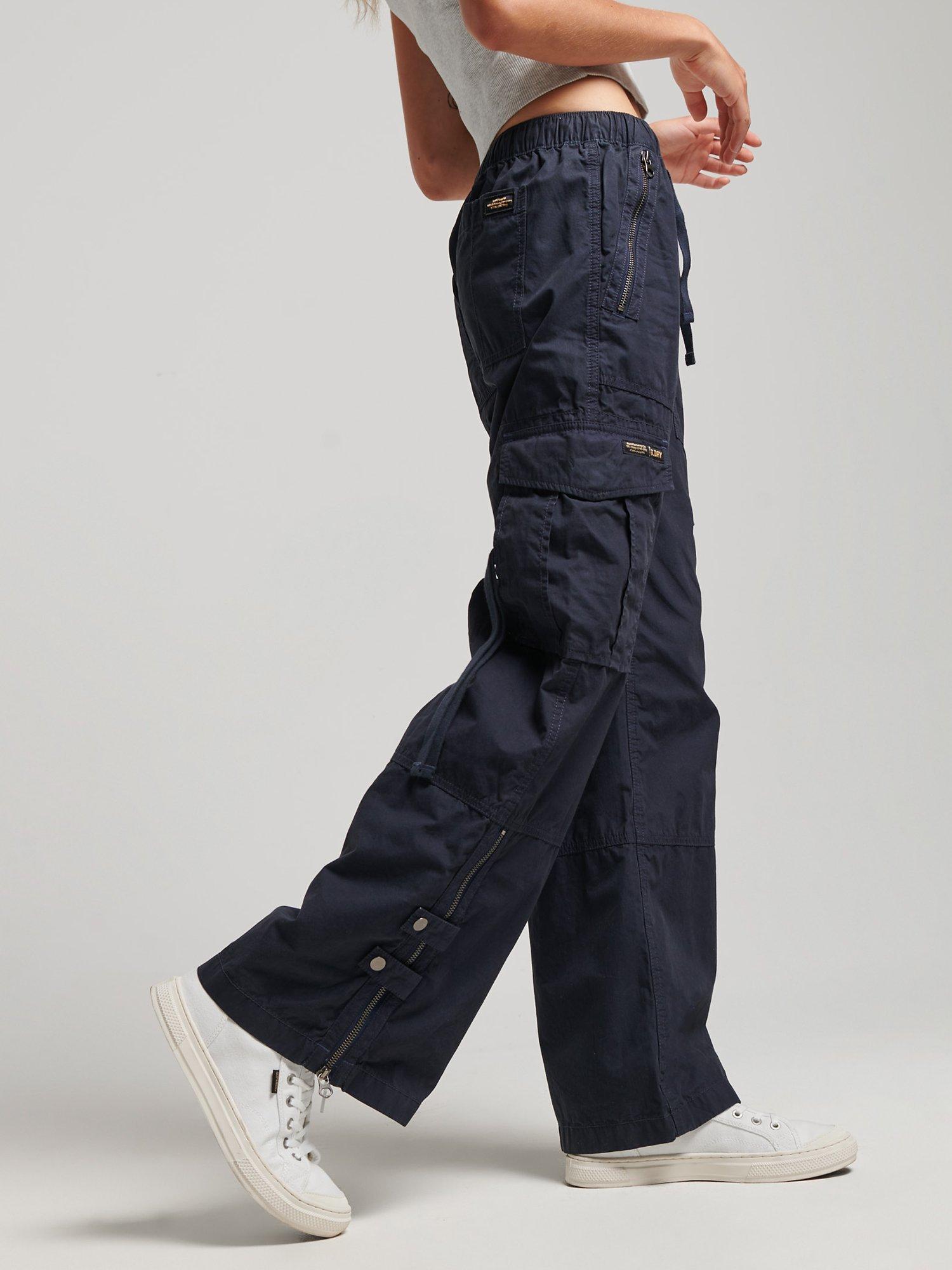 Product image 3 of 9, which shows Superdry Low Rise Wide Leg Cargo Trousers, Eclipse Navy, 26