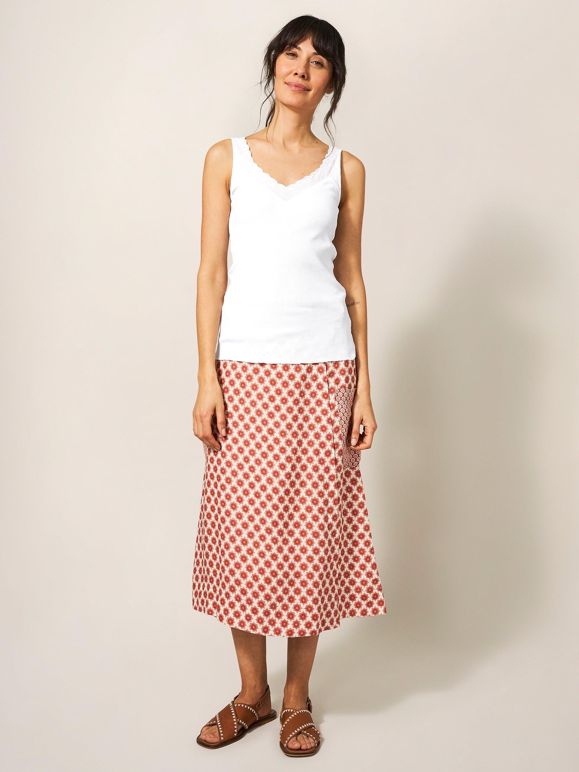 Product image 1 of 6, which shows White Stuff Sea Breeze Vest Top, Bril White, 6