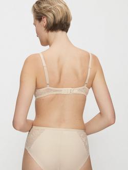 Triumph Modern Amourette Charm Underwired T-Shirt Bra - view 2, Creamy Dream