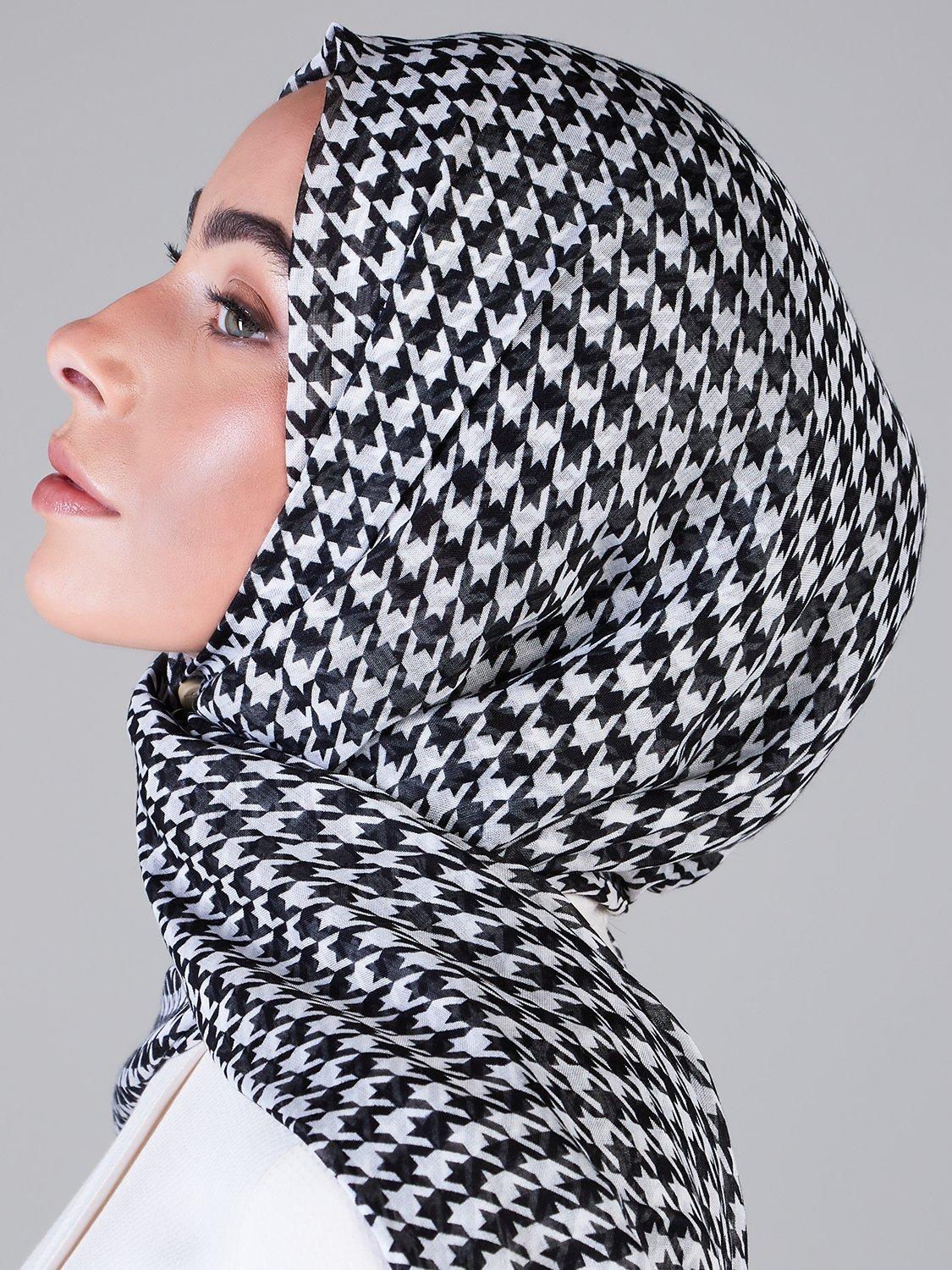 Product image 1 of 2, which shows Aab Houndstooth Hijab, Black/Multi