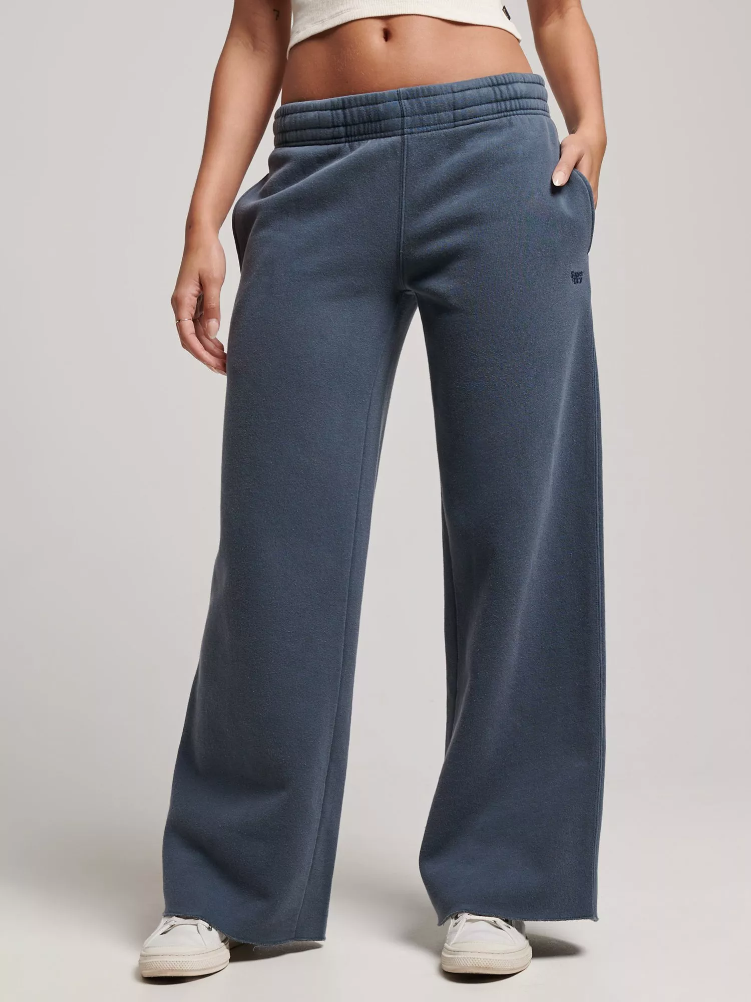 Superdry jogging pants online