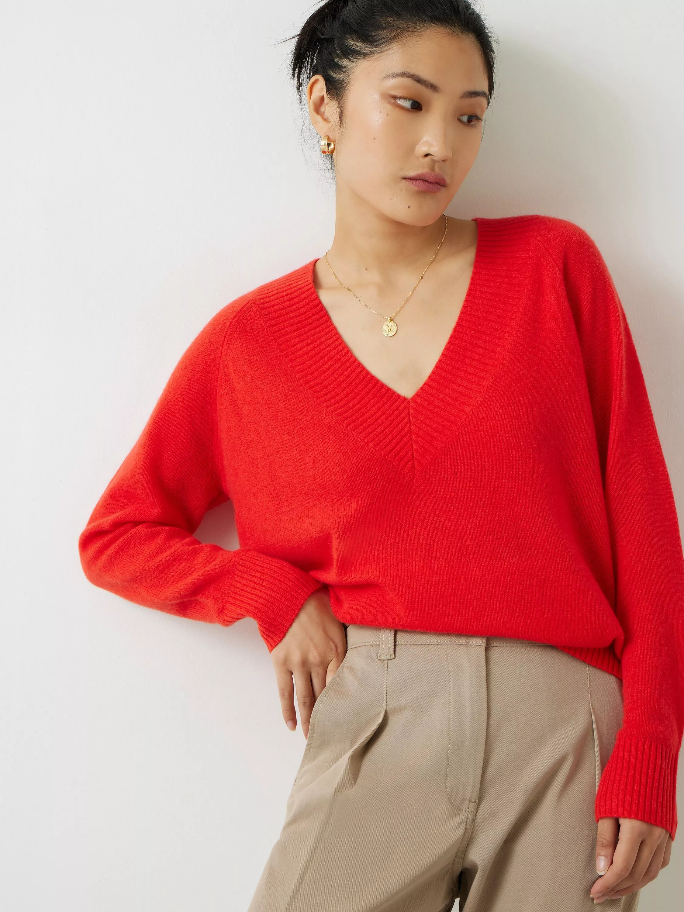 HUSH Maddie Cashmere V Neck Jumper Vibrant Red