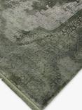 Gooch Luxury Distressed Medallion Rug, Green