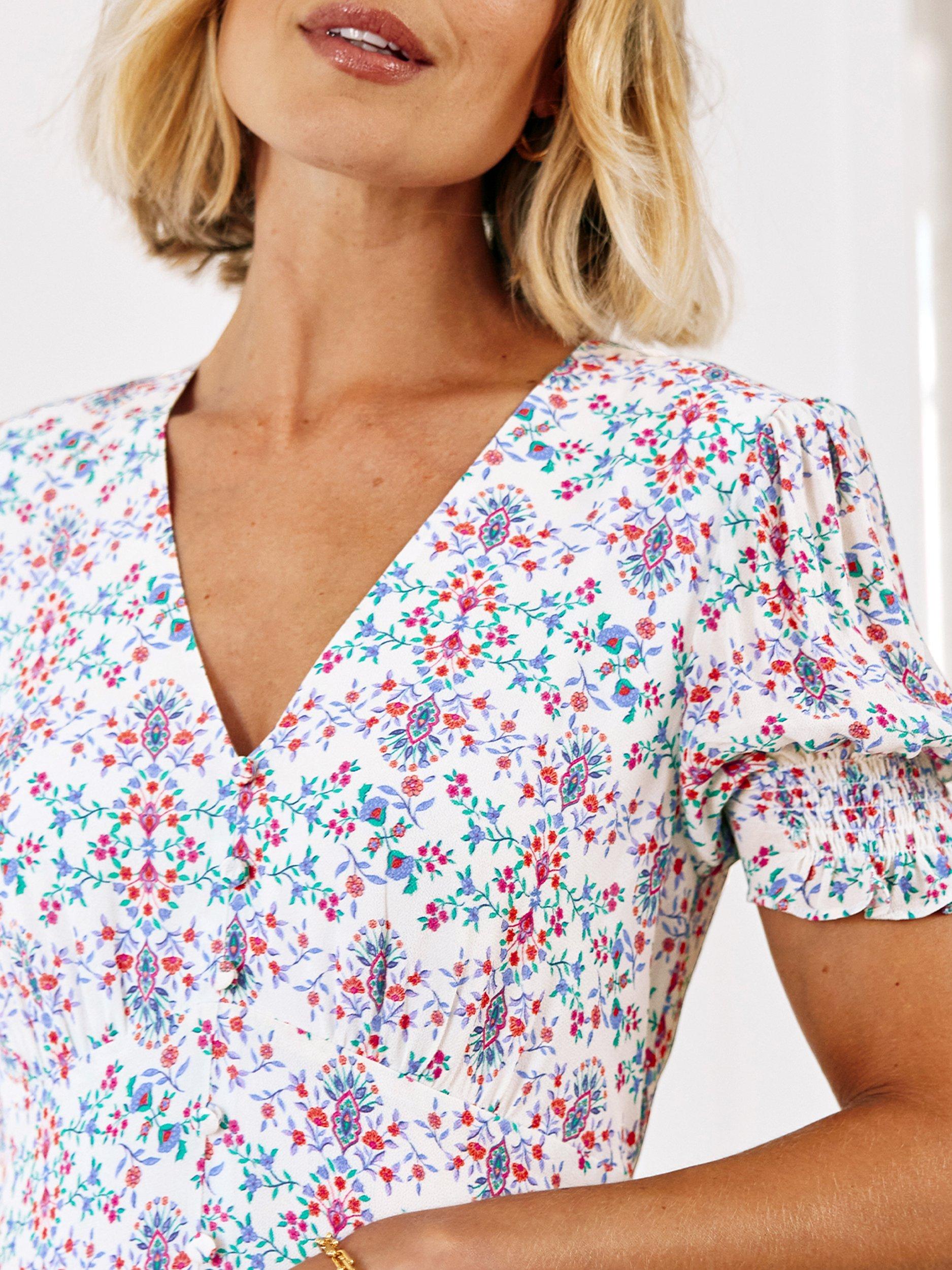 Product image 3 of 6, which shows Aspiga Sally Anne Tea Dress, Cream/Multi, XXL