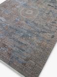 Gooch Luxury Distressed Medallion Rug, Grey Rose