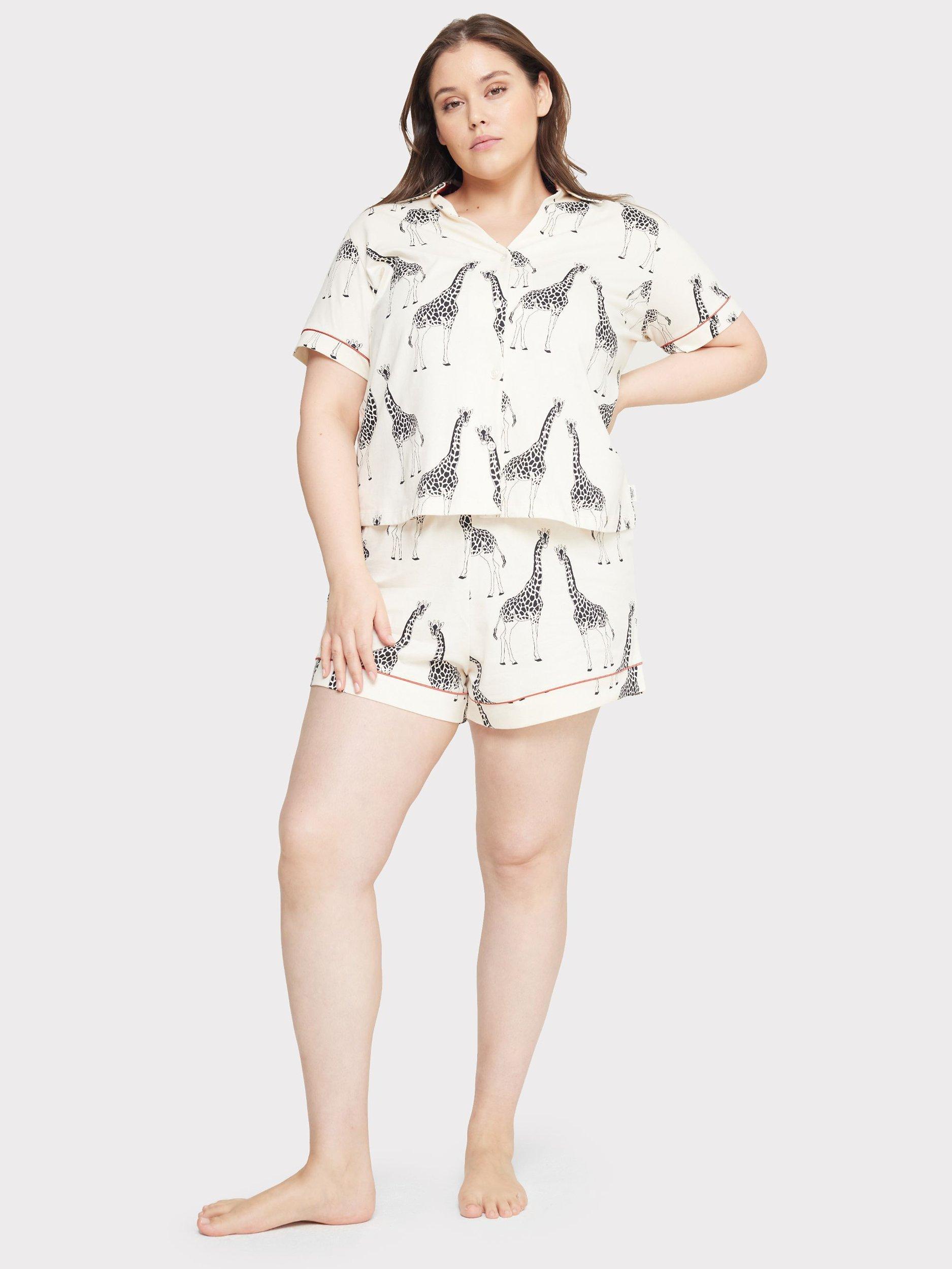 Chelsea Peers Curve Organic Cotton Giraffe Shorts Pyjamas, Off White, 18