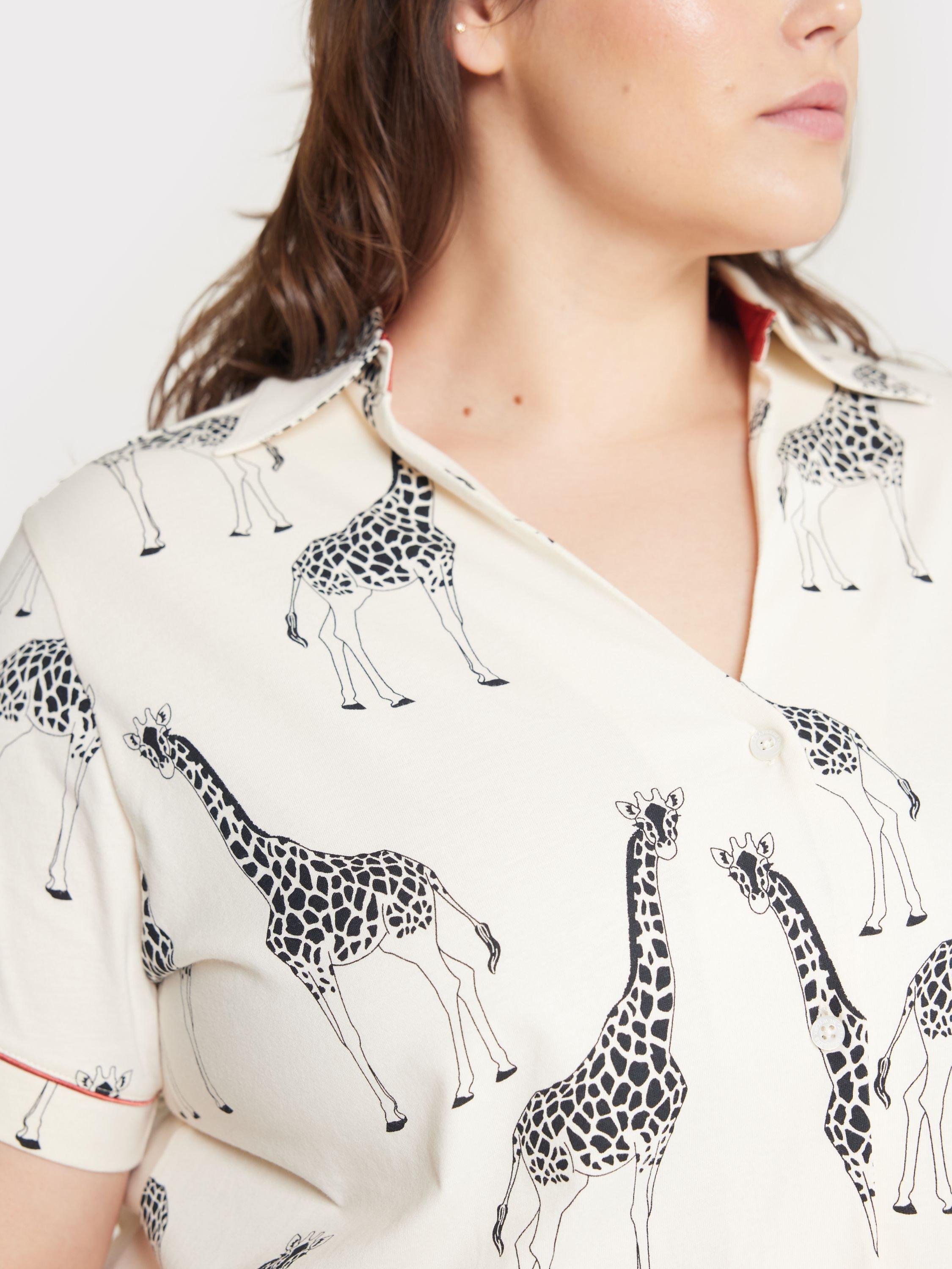 Chelsea Peers Curve Organic Cotton Giraffe Shorts Pyjamas, Off White, 18
