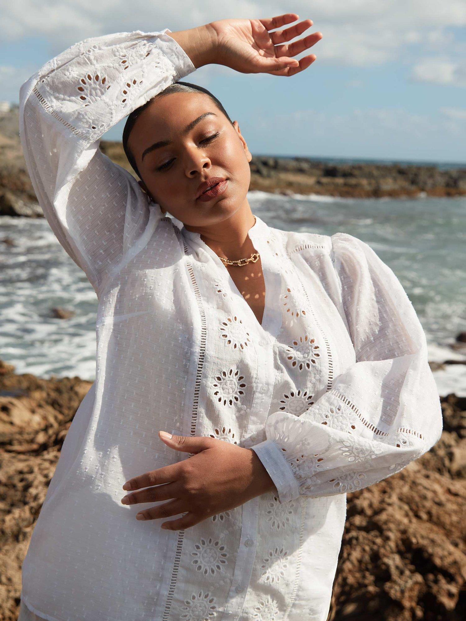 Live Unlimited Curve Broderie Blouse, Ivory
