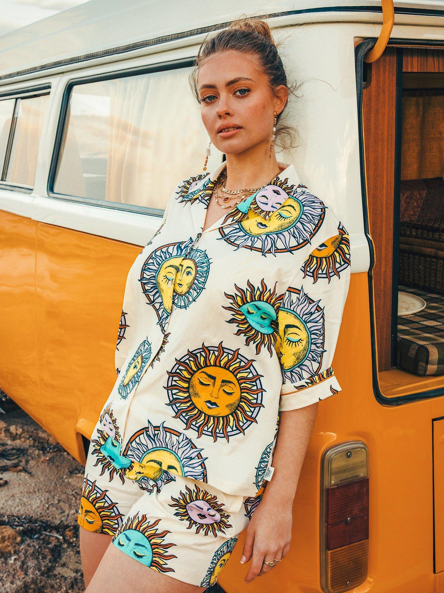 Chelsea Peers Sun Face Print Shorts Pyjama Set, Multi