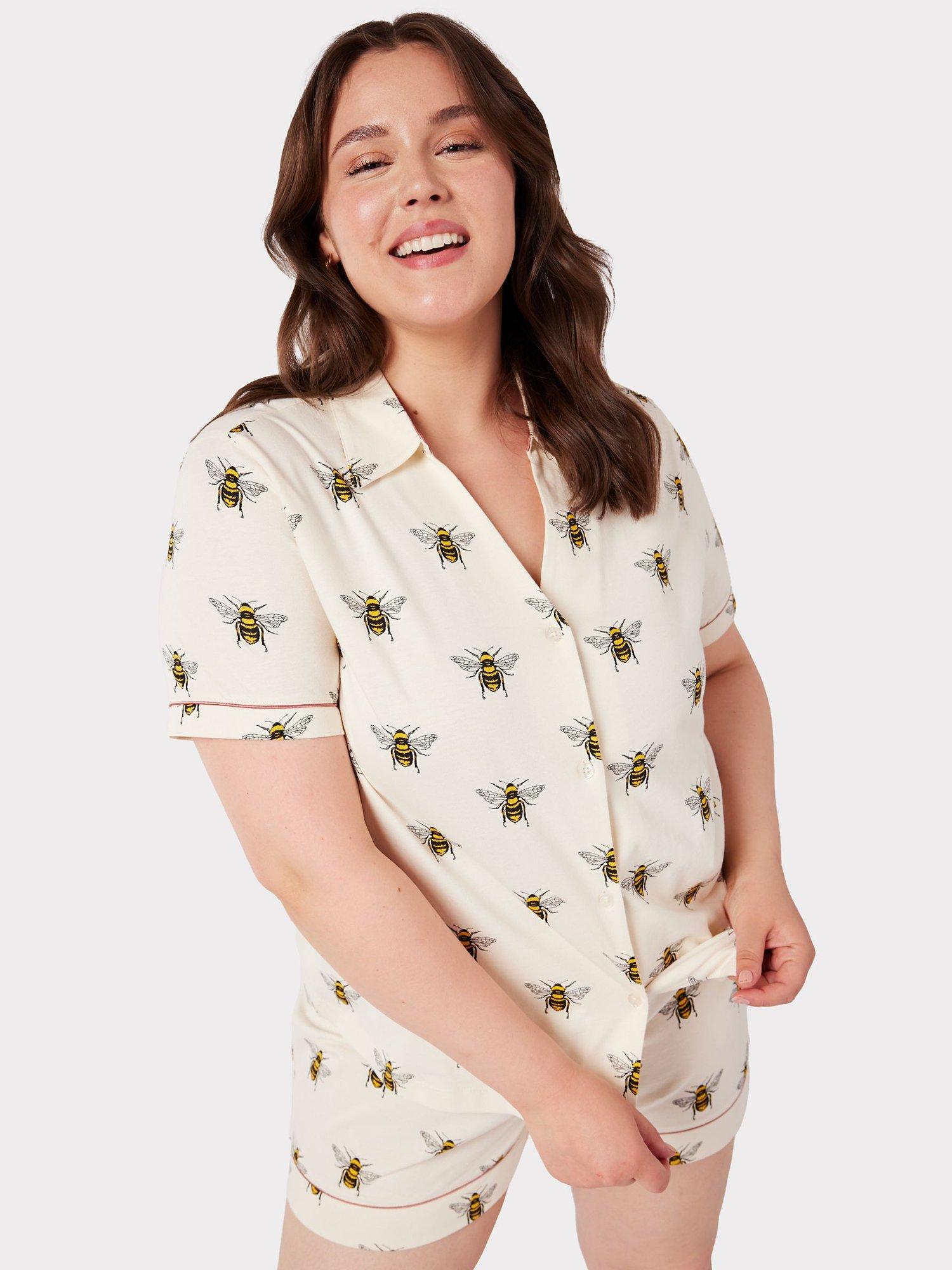 Chelsea Peers Curve Bee Print Short Pyjama Set, Off White