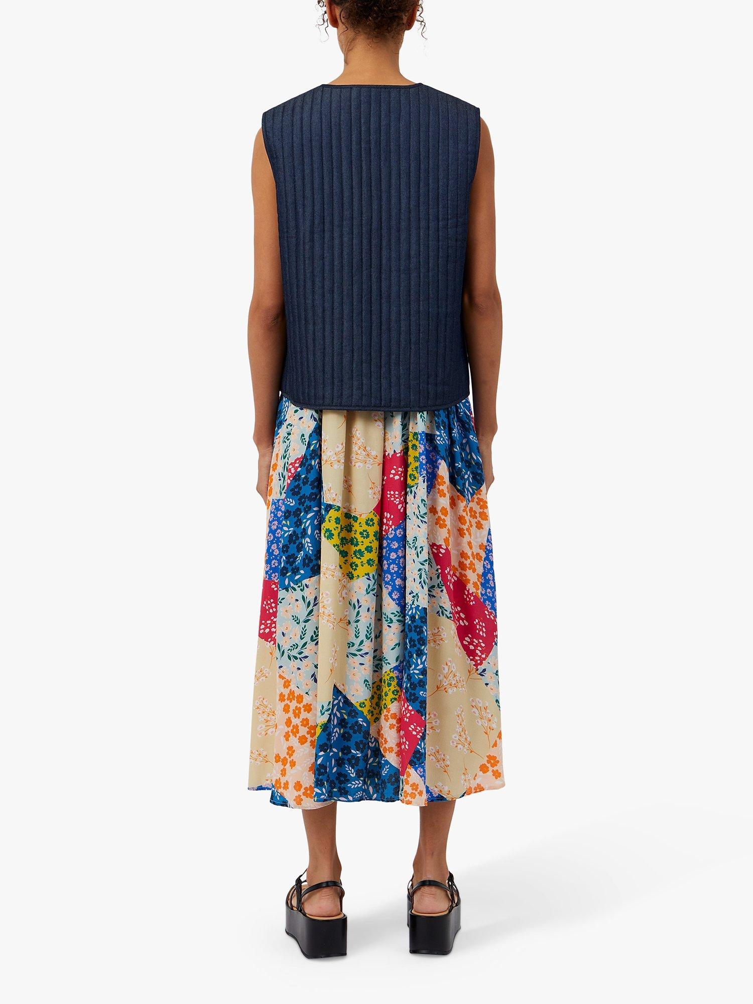 Product image 4 of 4, which shows Great Plains High Summer Reversible Gilet, Indigo, S