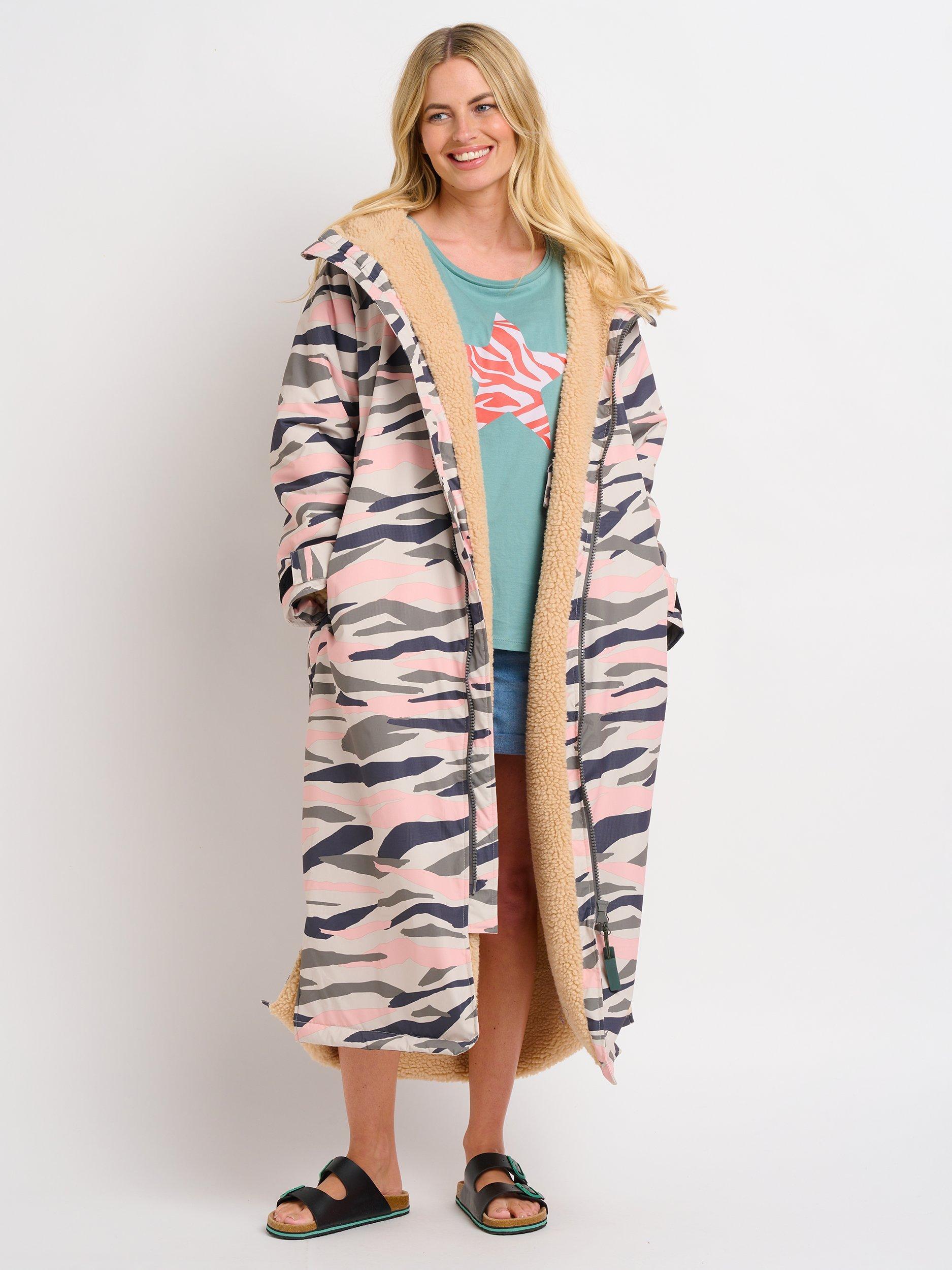 Brakeburn Animal Print Chinook Changing Robe Coat, Dark Grey