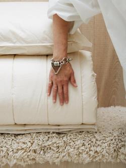 Floks Luxury British Wool Duvet & Pillow Bundle, 4-5 Tog - view 2, Neutral