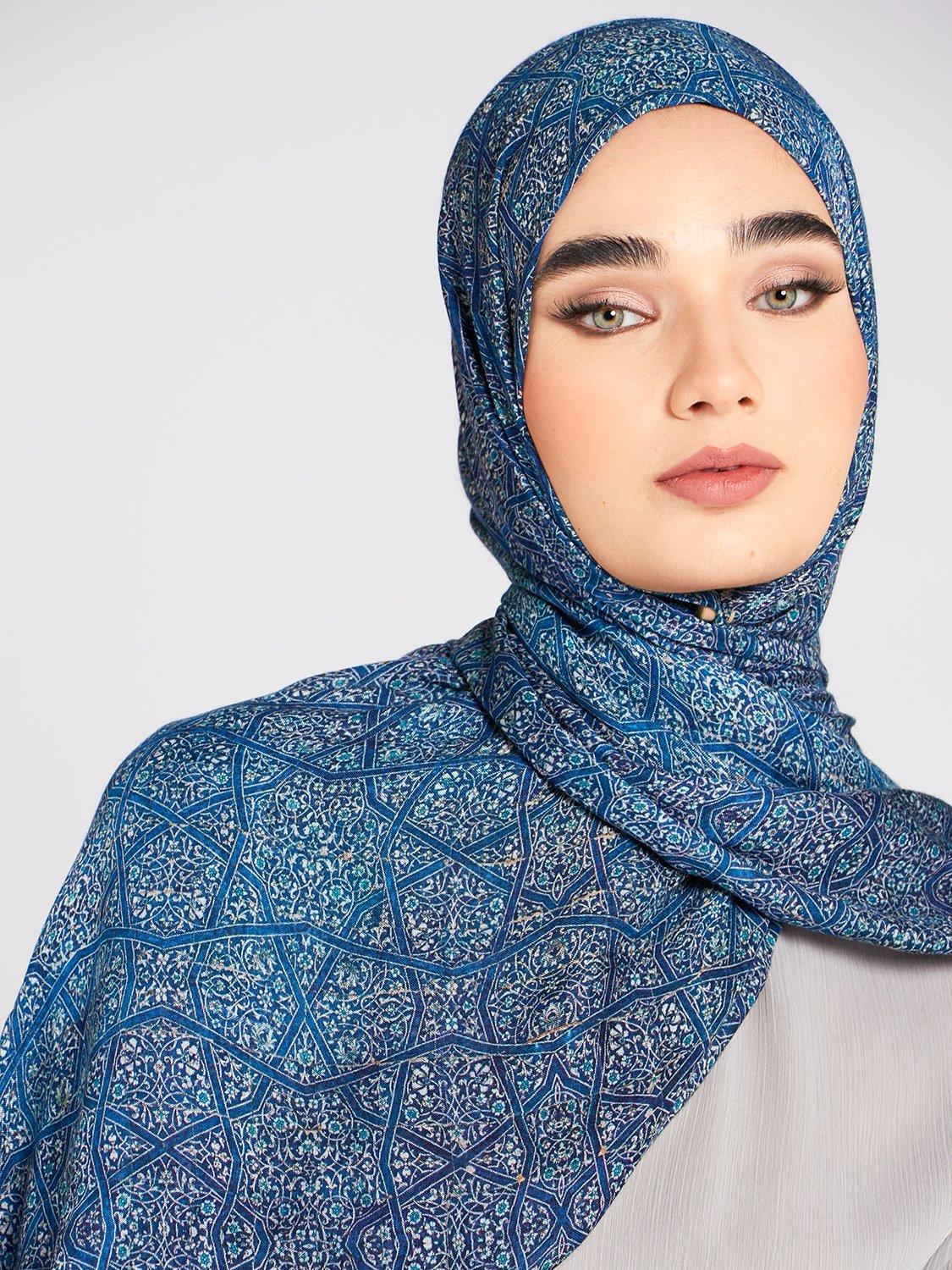 Aab Fasayfsa Geometric Modal Hijab, Blue/Multi