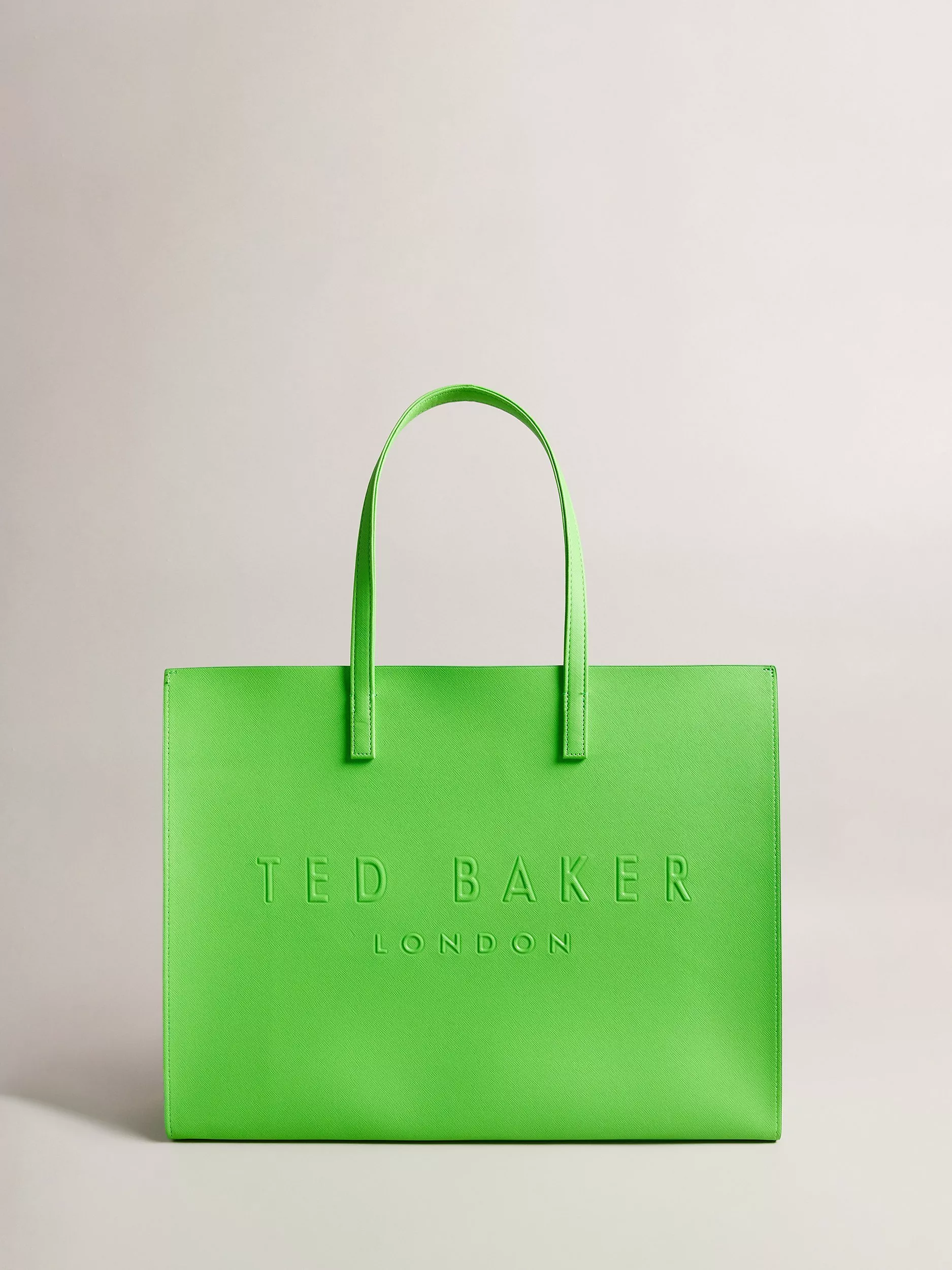 New! Beautiful Ted Baker Icon hotsell Tote Bundle