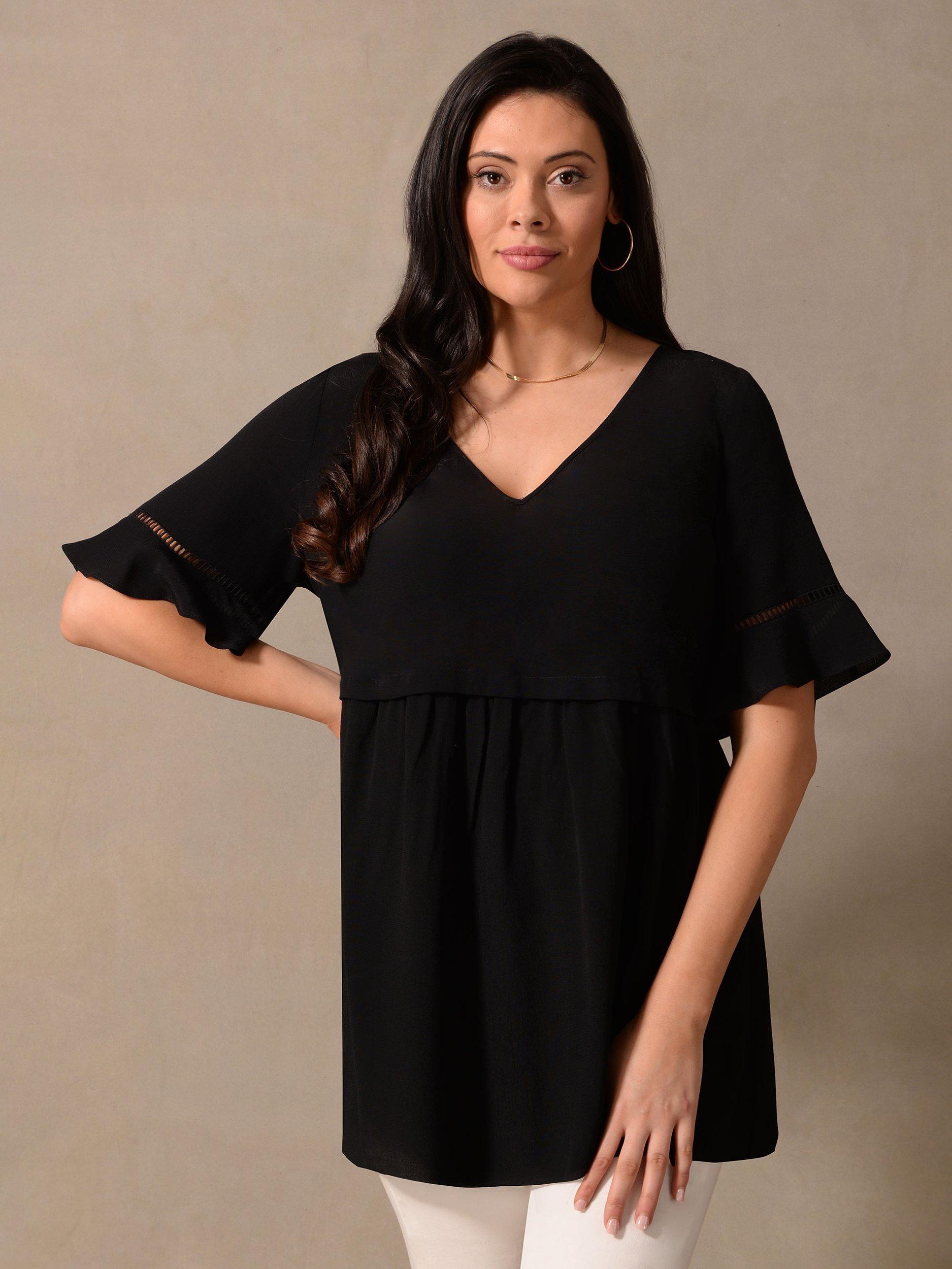 Live Unlimited Curve Black Sleeve Ladder Trim Top, Black